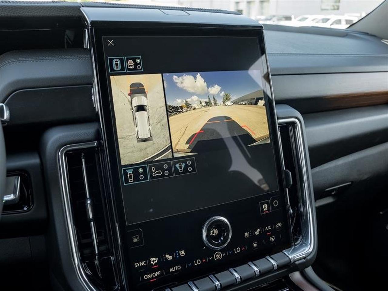 2026 GMC YUKON DENALI 4WD  Photo