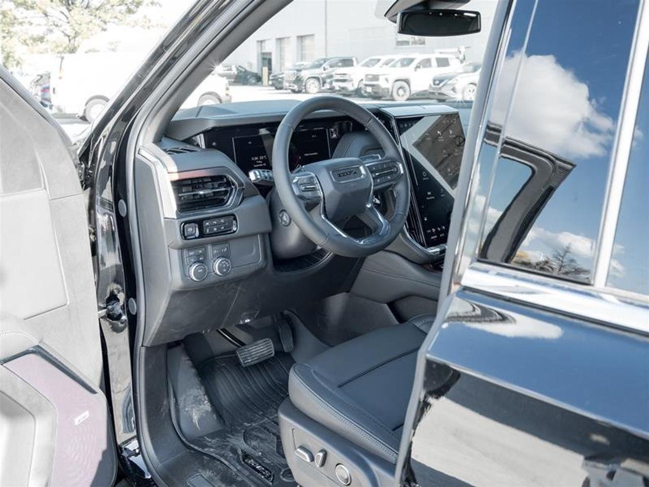 2026 GMC YUKON DENALI 4WD  Photo