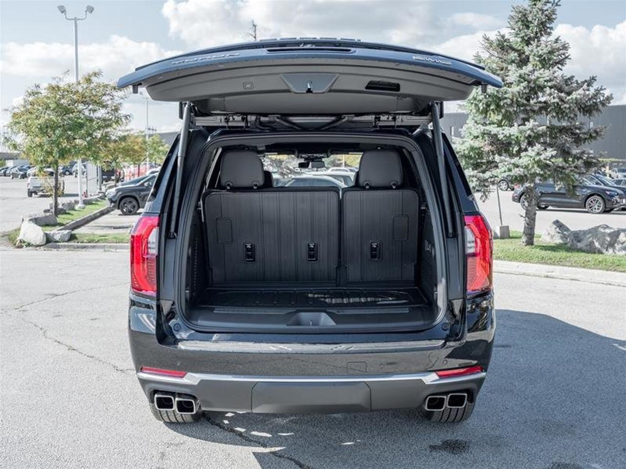 2026 GMC YUKON DENALI 4WD  Photo
