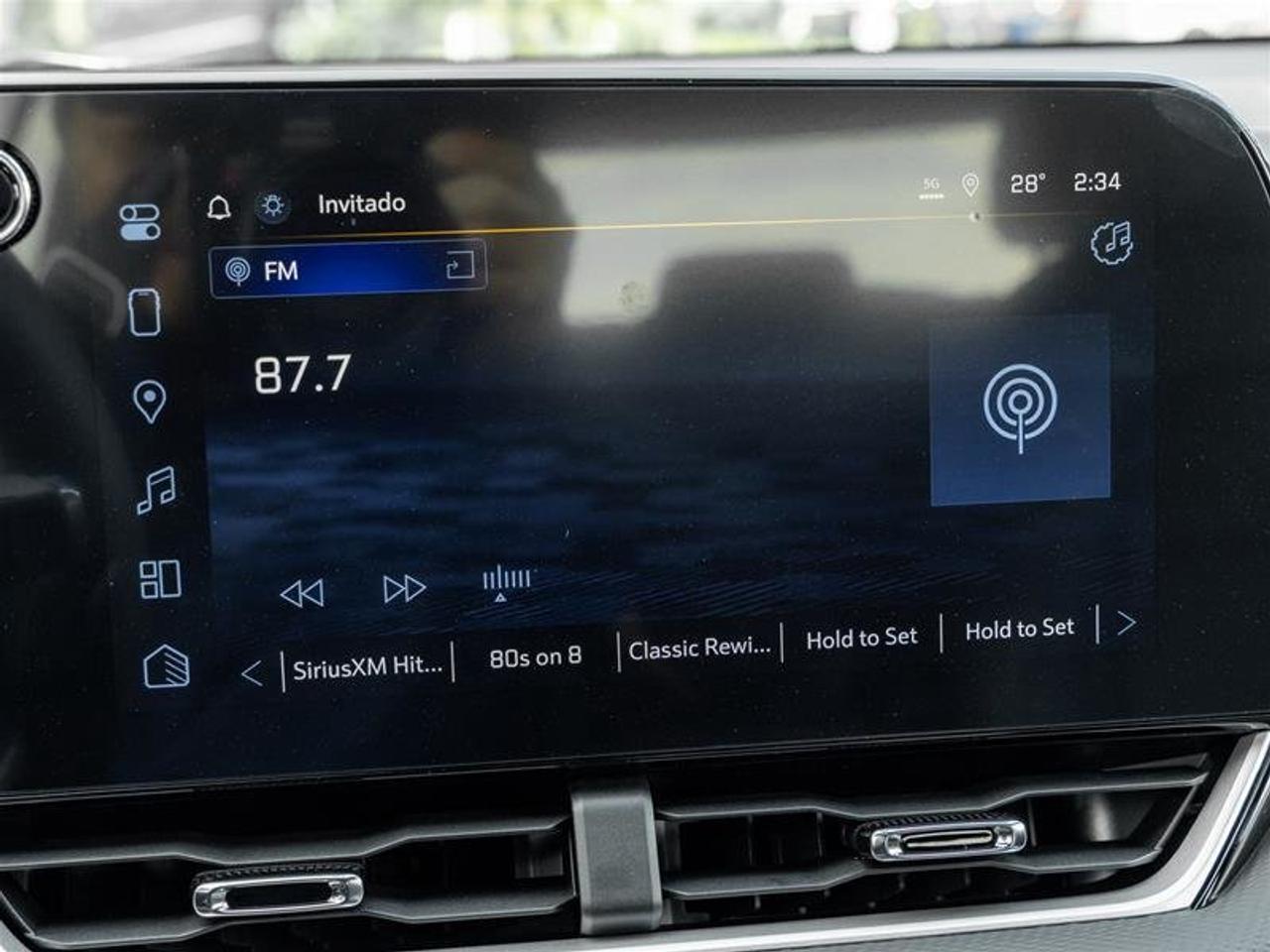 2027 Chevrolet Equinox LT Photo