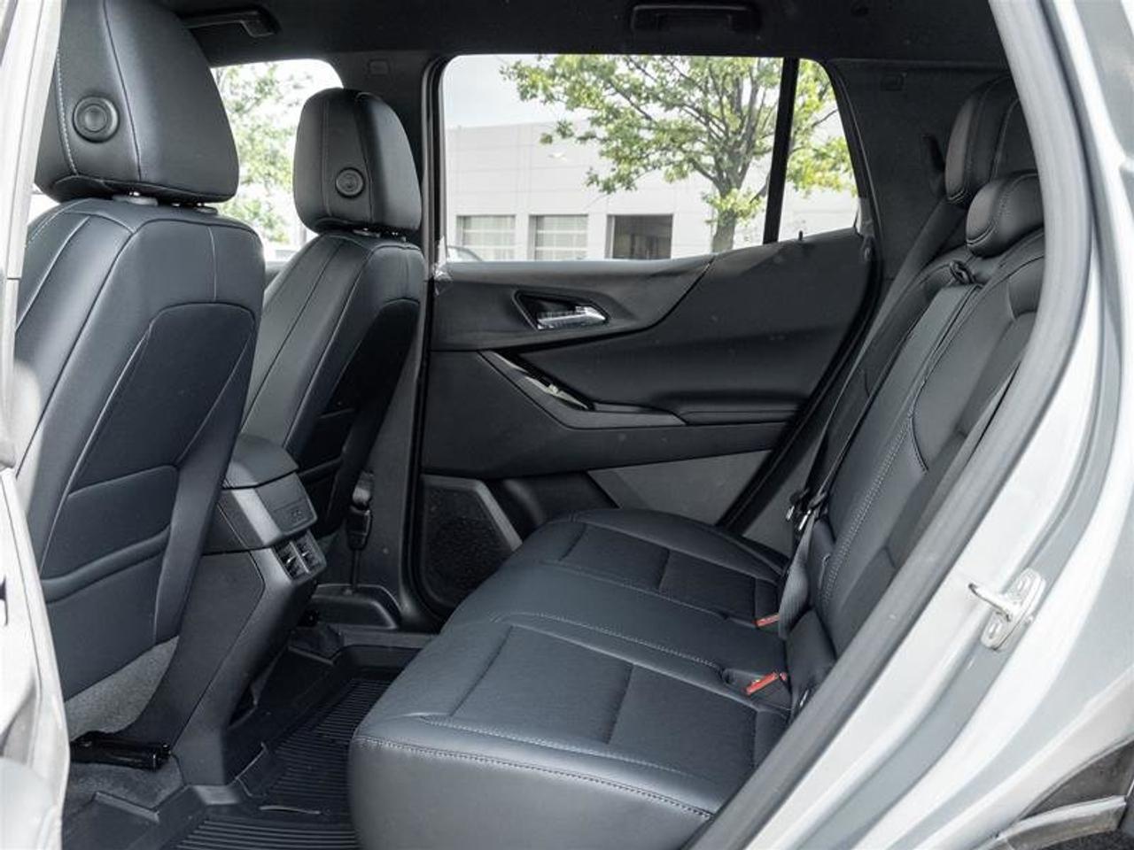 2027 Chevrolet Equinox LT Photo