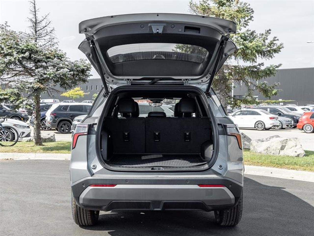 2027 Chevrolet Equinox LT Photo