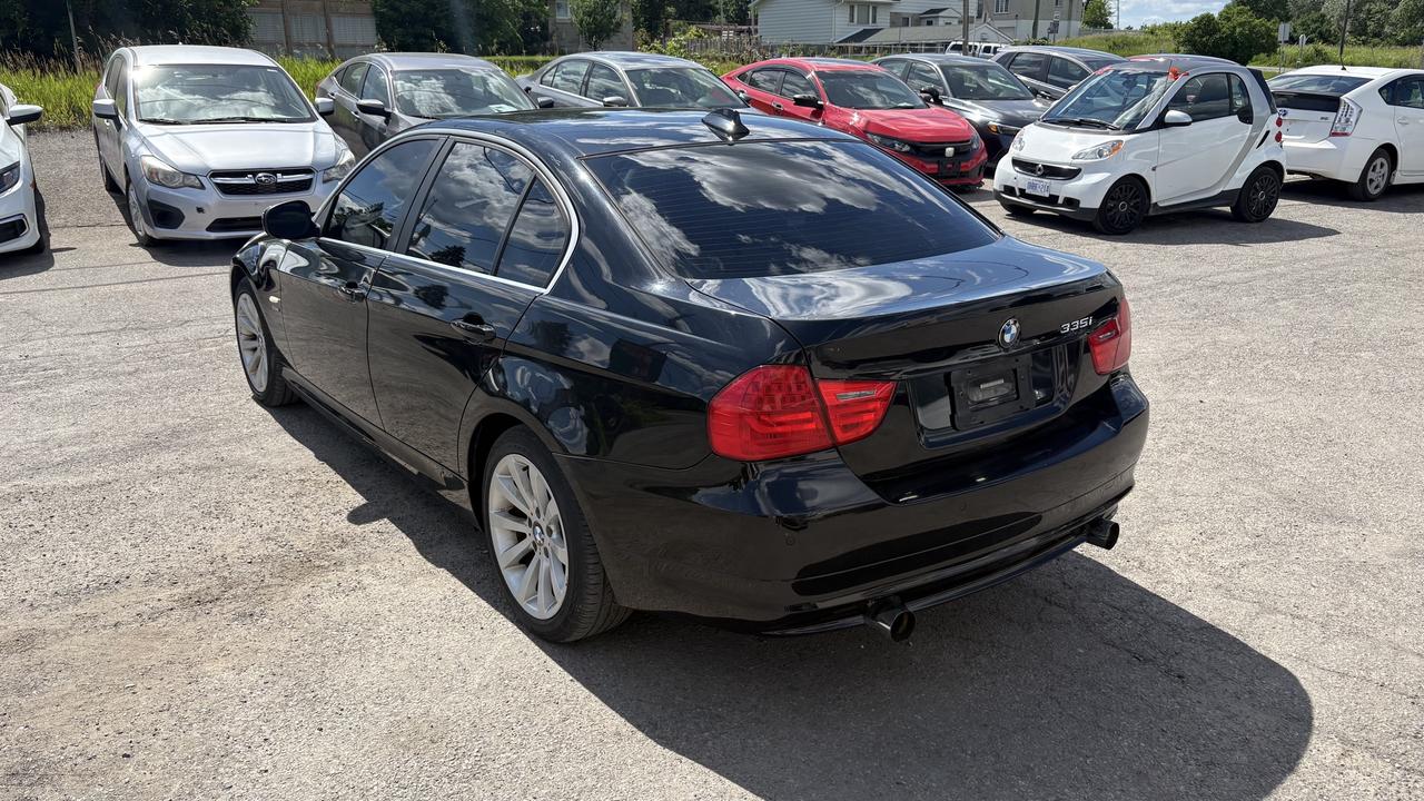 2009 BMW 3 Series 335i xDrive Photo