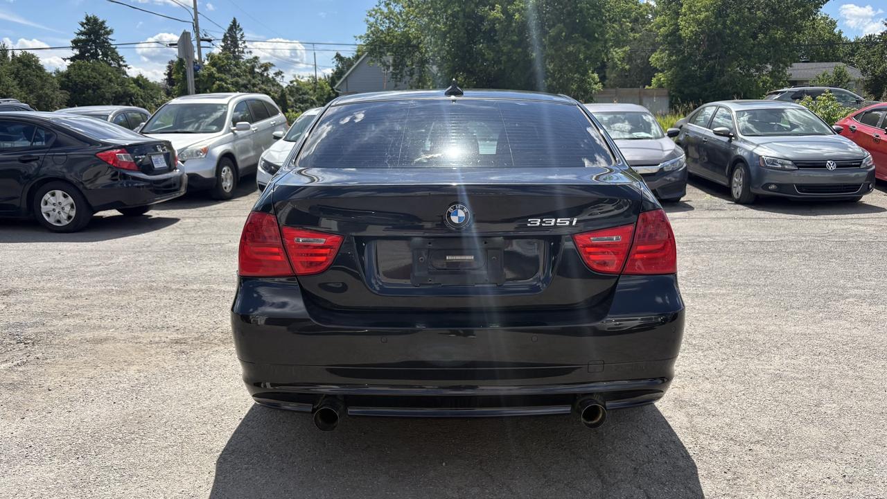 2009 BMW 3 Series 335i xDrive Photo
