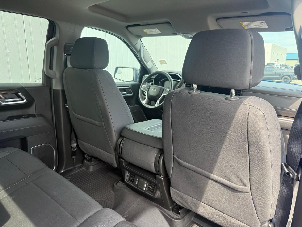 2026 Chevrolet Silverado 1500 Crew Cab Short Box 4-Wheel Drive RST Photo