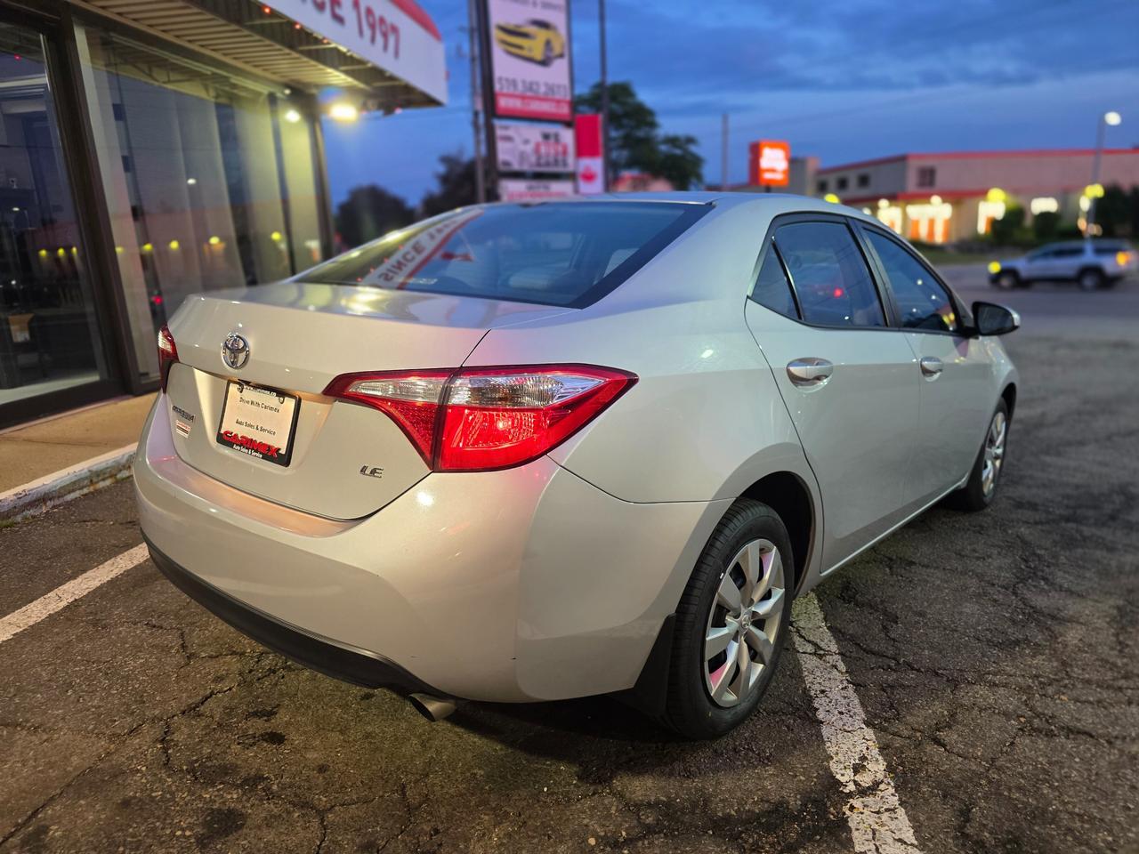2015 Toyota Corolla LE LOW KMS | Accident Free | Back up Camera | Heated Seats Photo4