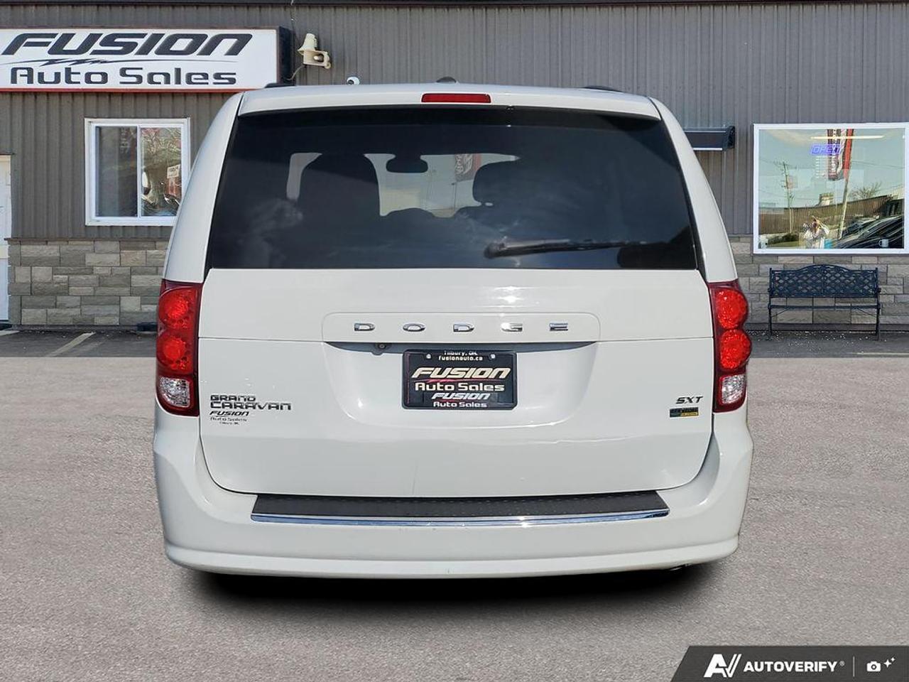 2018 Dodge Grand Caravan SXT-STO-N-GO-BACK UP CAMERA Photo