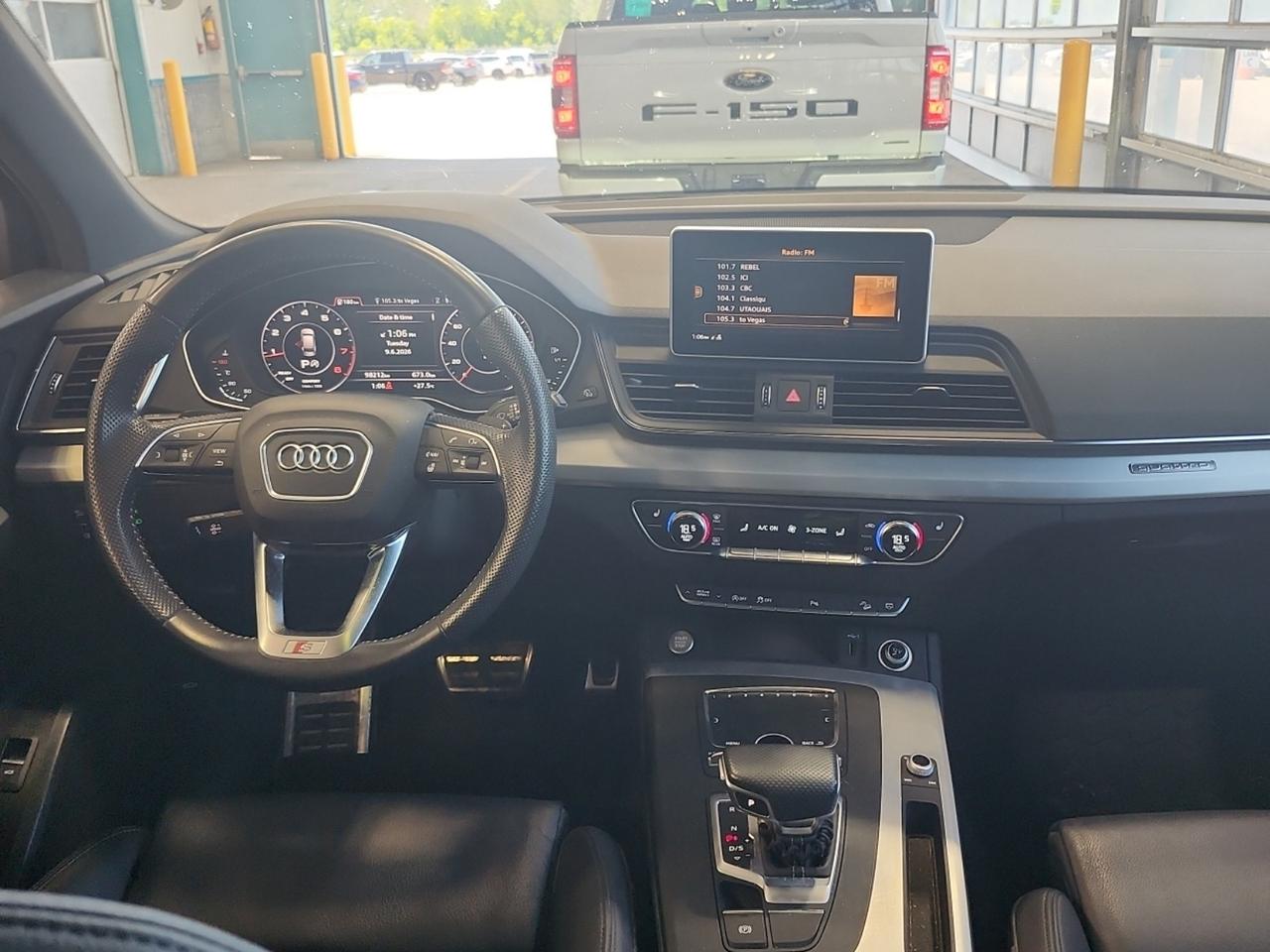 2020 Audi Q5 Progressiv - LOW KM! S-LINE PKG, PANO ROOF, CLEAN! Photo