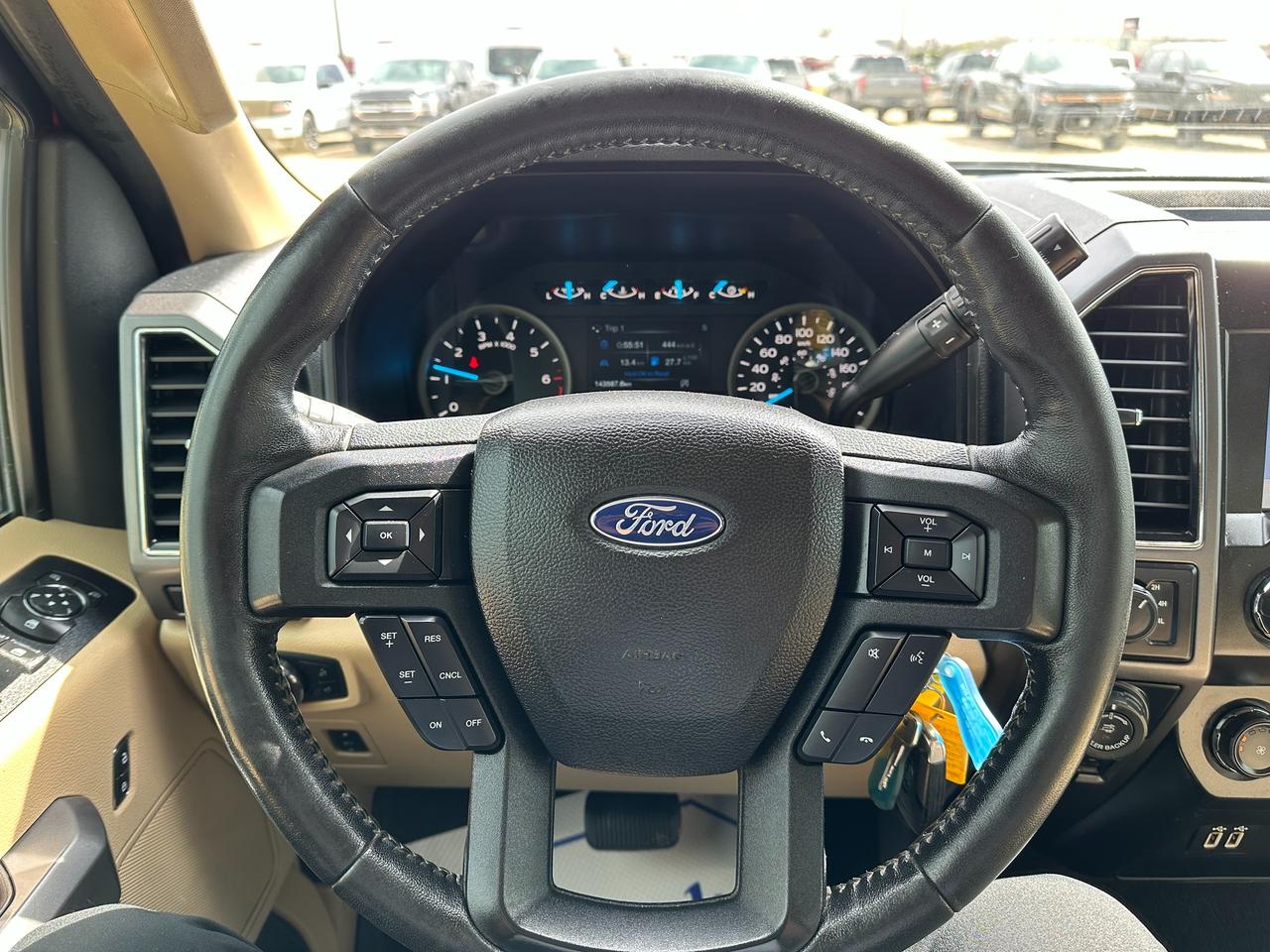 2019 Ford F-150 XLT Photo5