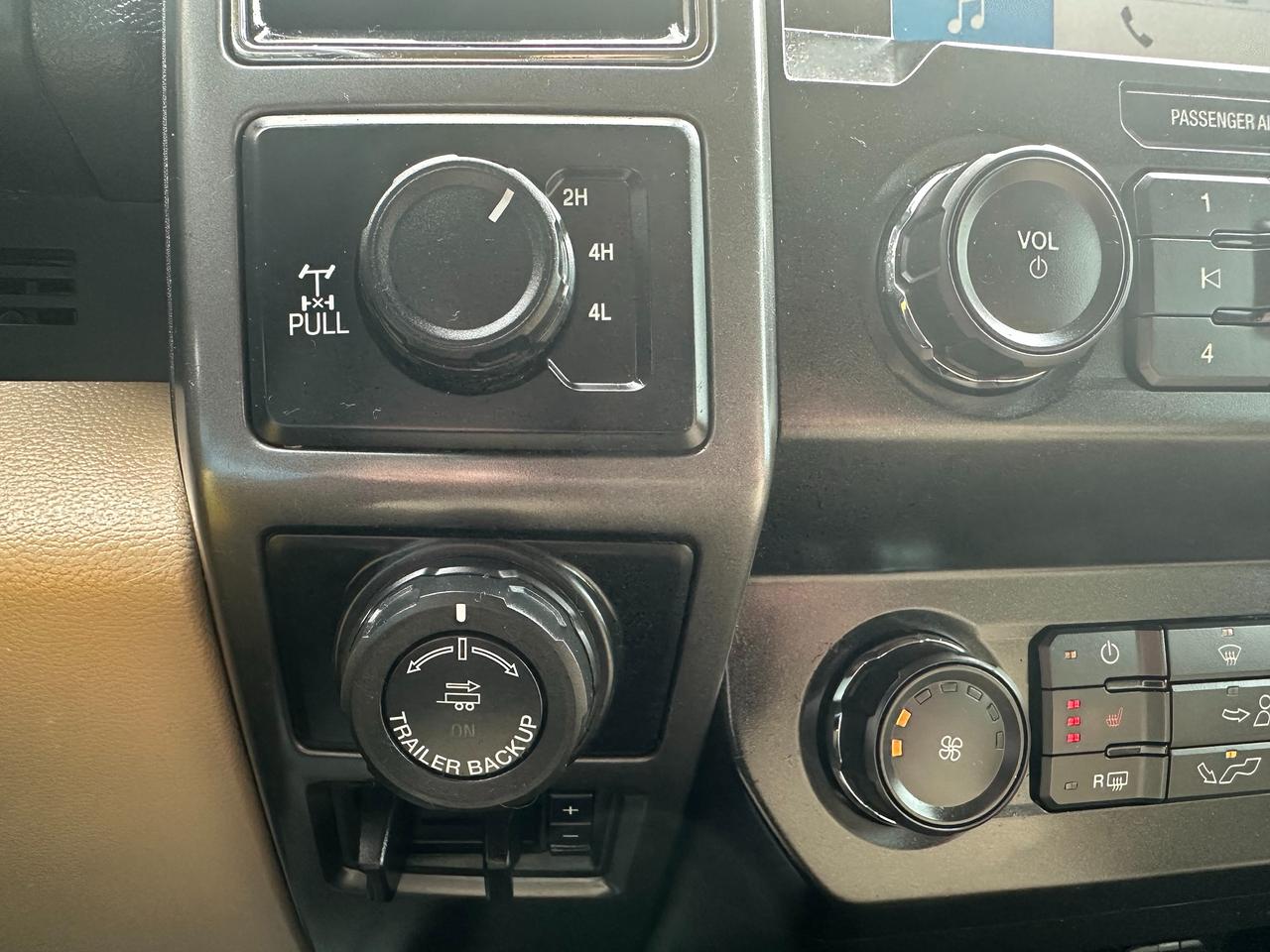 2019 Ford F-150 XLT Photo5