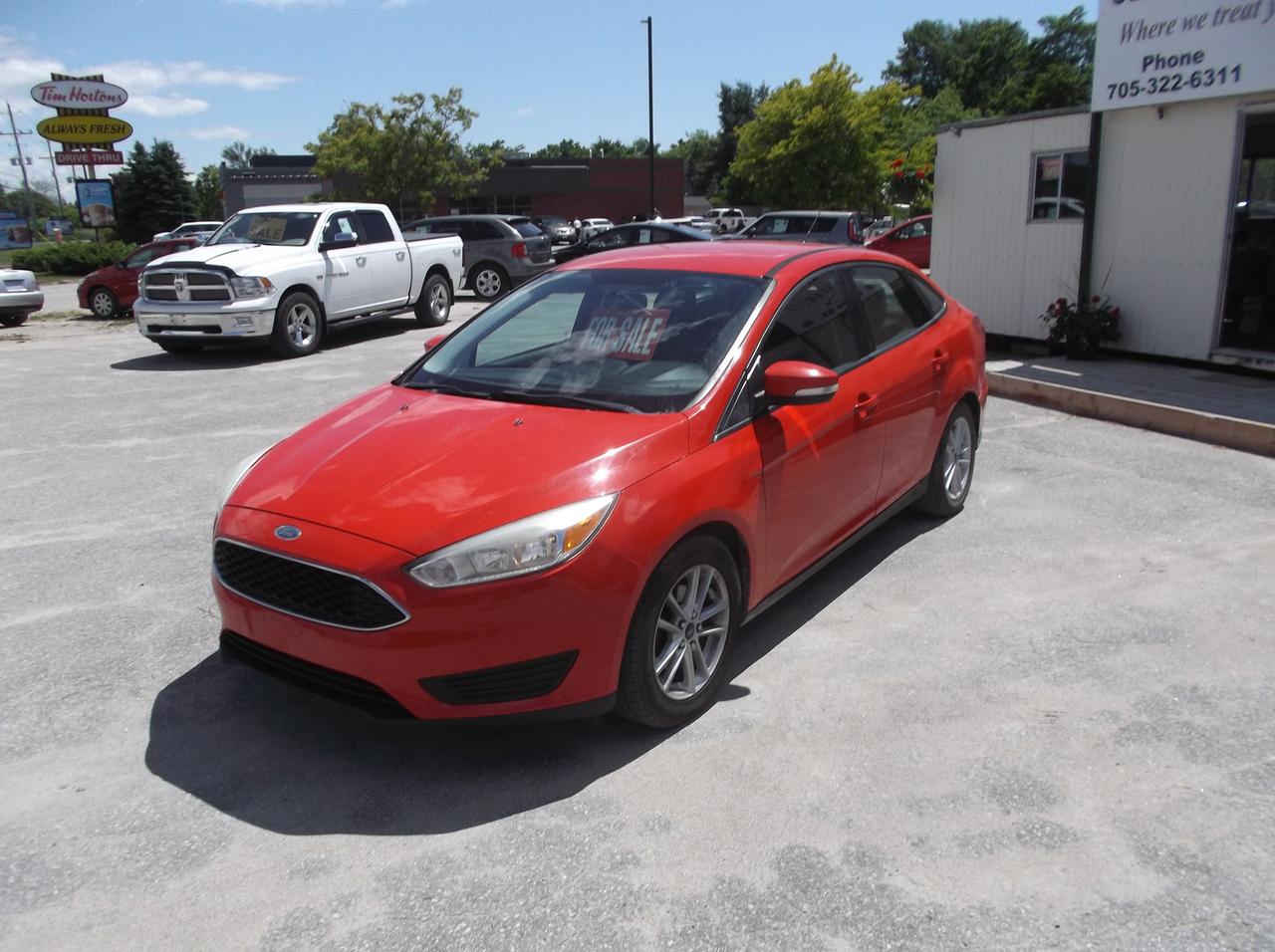 2015 Ford Escape SE Photo2