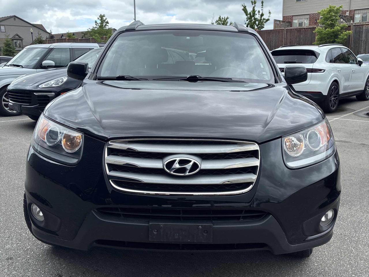 2012 Hyundai Santa Fe GL Sport - AWD, ONLY 107K, SUNROOF, HEATED SEATS! Photo