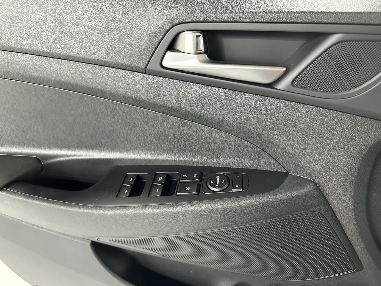2020 Hyundai Tucson Preferred Photo13