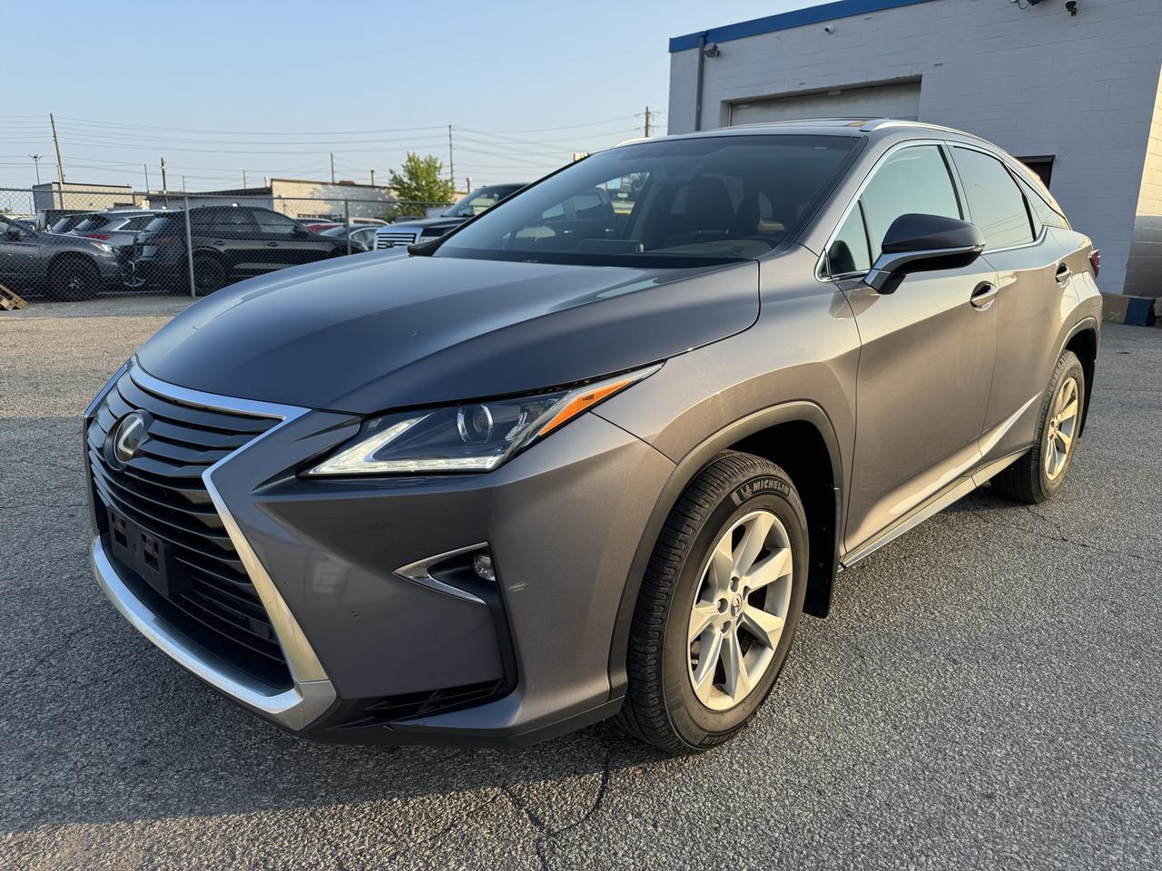 <p>CLEAN CAR FAX NO ACCIDENT!!!!</p><p>EXTENDED WARRANTY AND FINANCING AVAILABLE!!! ALL SERVICE RECORDS AVAILABLE!!!! PLEASE CALL OR TEXT BEFORE COMING AT 647-869-1015!!!&nbsp;</p><p>*** CAR-PROOF AVAILABLE-NO ACCIDENT!!! FOR MORE DETAILS CALL: 647-869-1015 PLEASE MAKE AN APPOINTMENT BEFORE VISITING US!</p><p>AutoSmart GTA 831 Kipling ave., Toronto,ON M8Z 5G8&nbsp;</p><p>PLEASE VISIT OUR WEBSITE: WWW.AUTOSMARTGTA.CA</p>