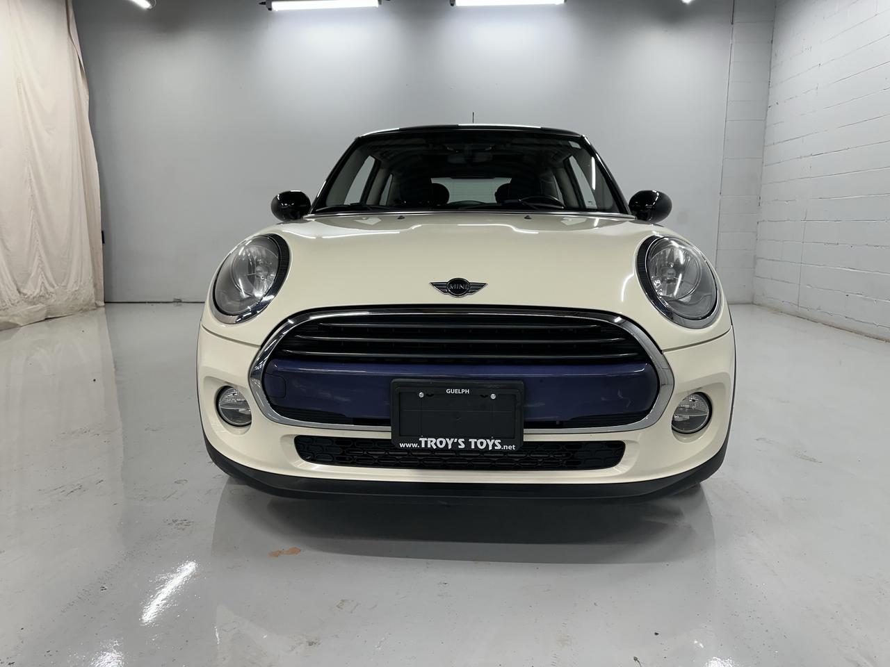 2016 MINI Cooper  Photo3
