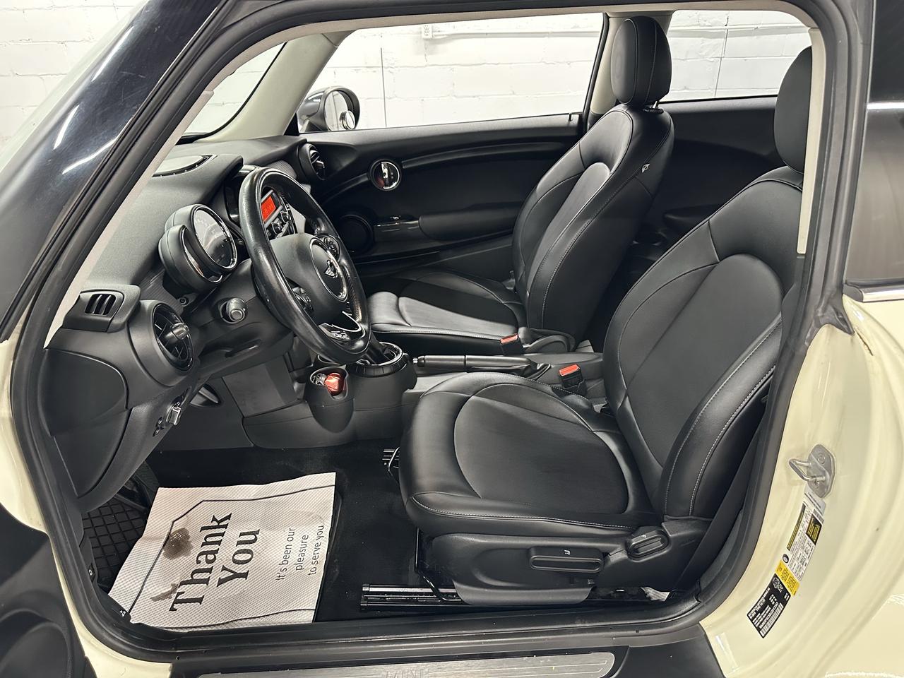2016 MINI Cooper  Photo12