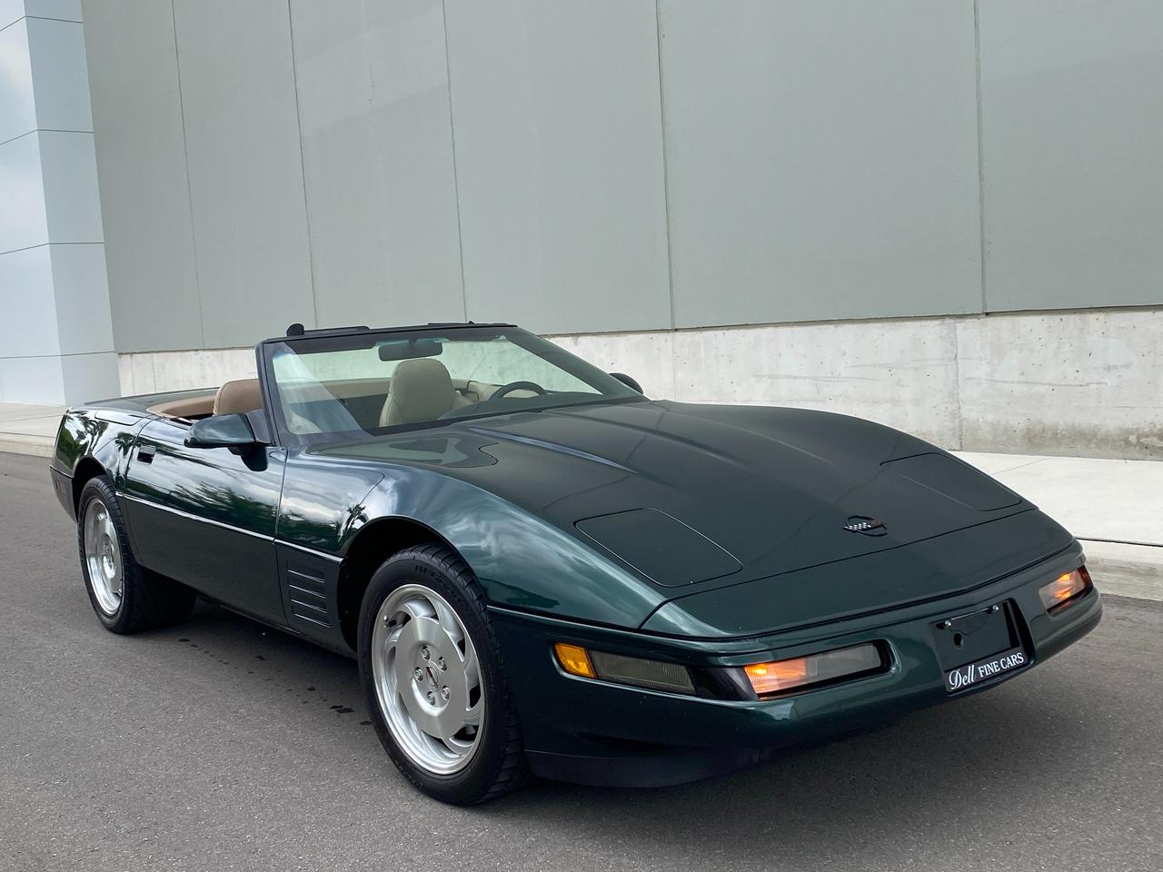 1994 Chevrolet Corvette CONVERTIBLE-6 SPEED MANUAL-MINT Photo