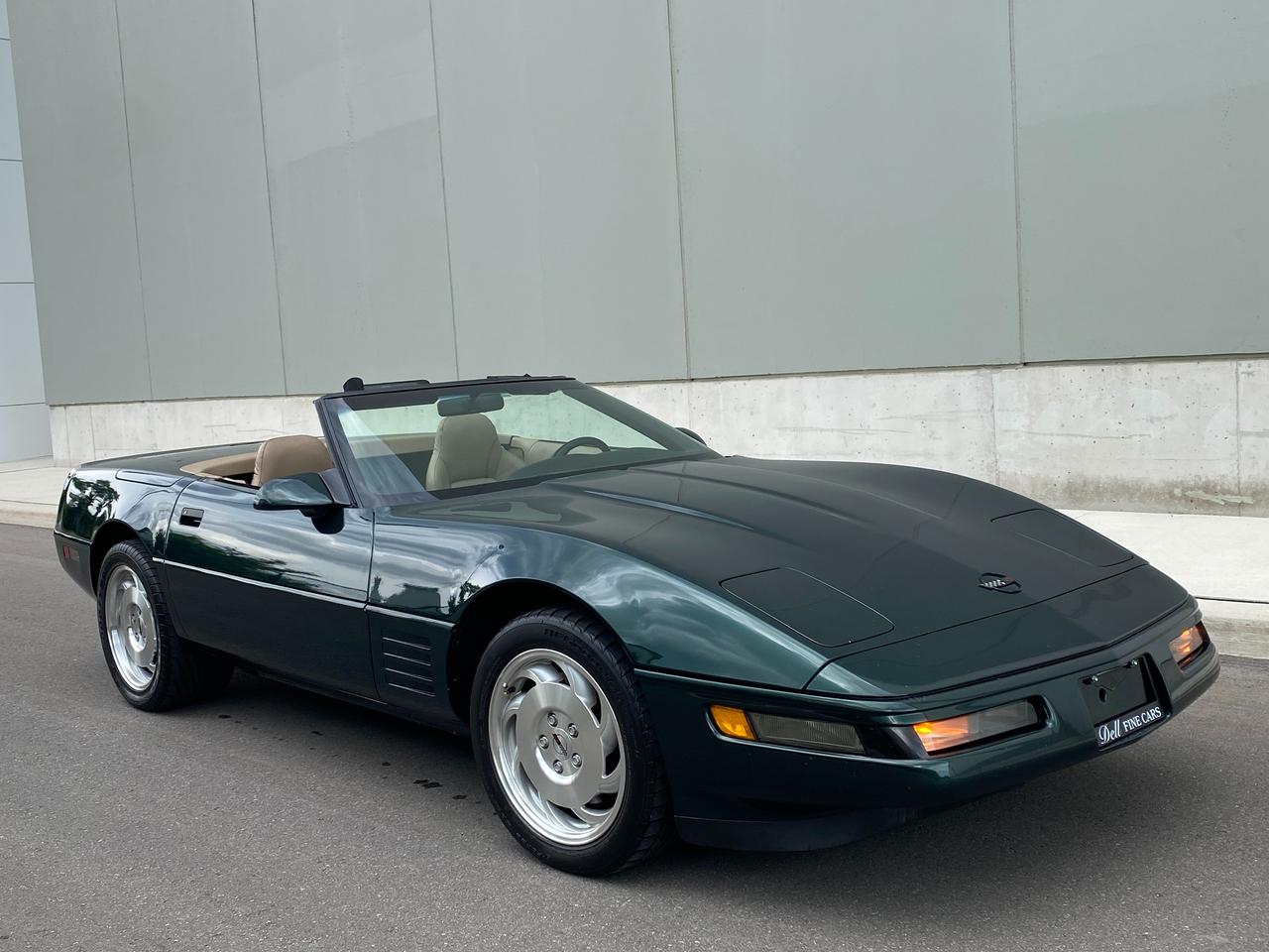 1994 Chevrolet Corvette CONVERTIBLE-6 SPEED MANUAL-MINT Photo
