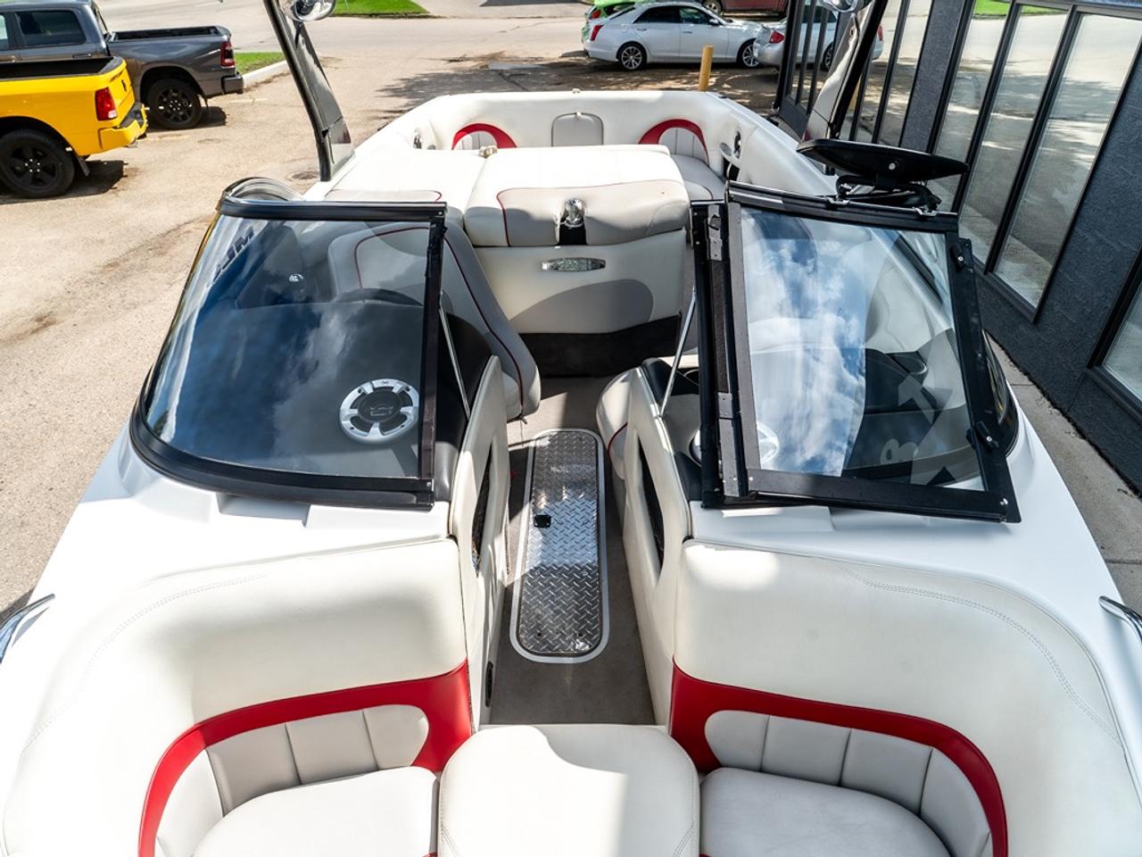 2004 Malibu Sportster 23 XTI Wakesetter Photo24