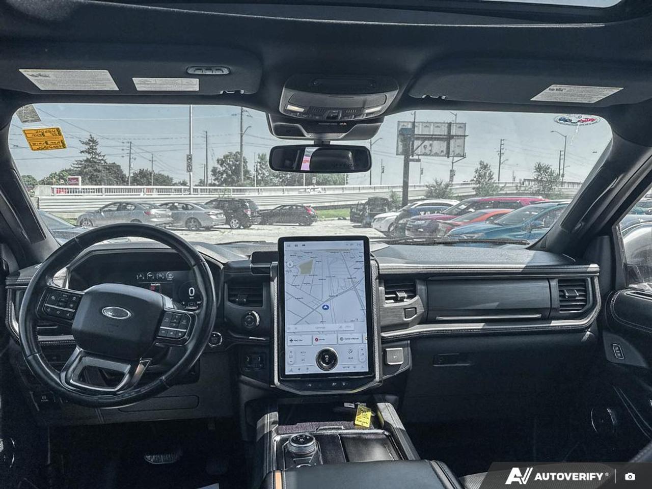 2024 Ford Expedition PLATINUM MAX / PANO ROOF/ LEATHER / NAV / 360 CAM Photo