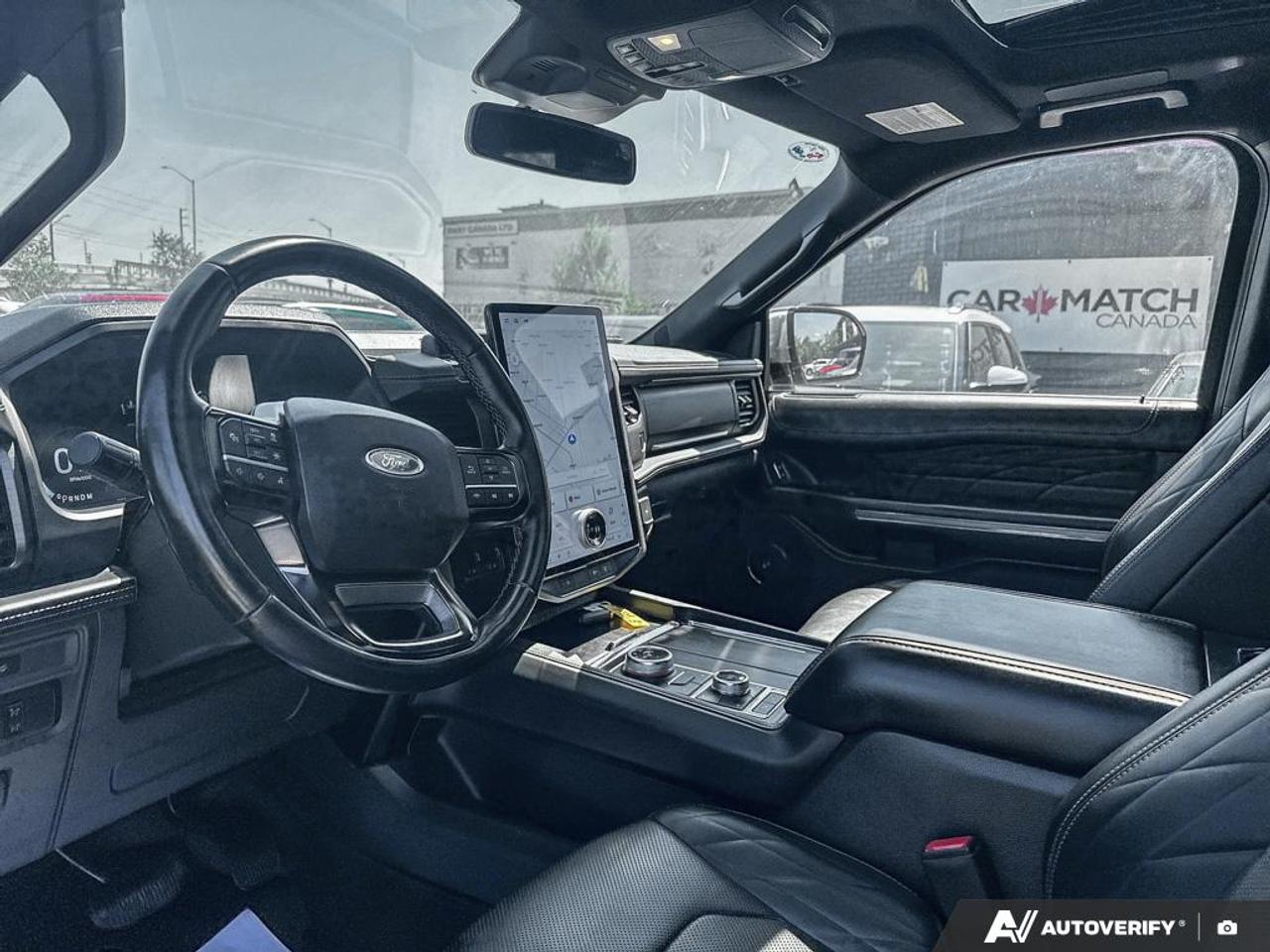 2024 Ford Expedition PLATINUM MAX / PANO ROOF/ LEATHER / NAV / 360 CAM Photo