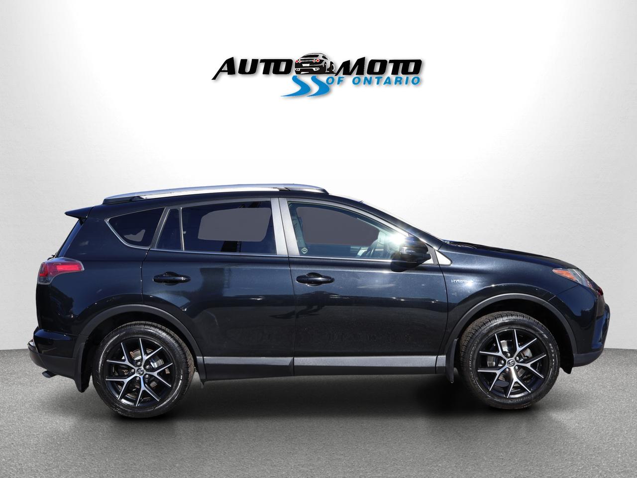 2017 Toyota RAV4 Hybrid XLE AWD HYBRID CERTIFIED *2ND WINTER* CAMERA NAV BLUETOOTH HEATED SEATS SUNROOF CRUISE ALLOYS Photo