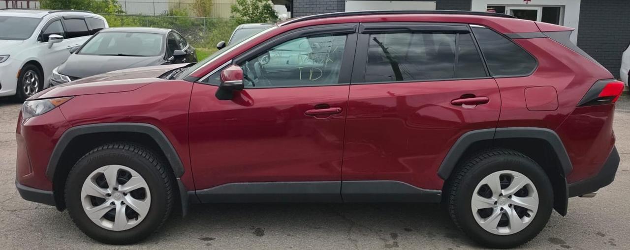 2020 Toyota RAV4 LE / AWD / BLINDSPOT / HTD SEATS / BLUETOOTH Photo
