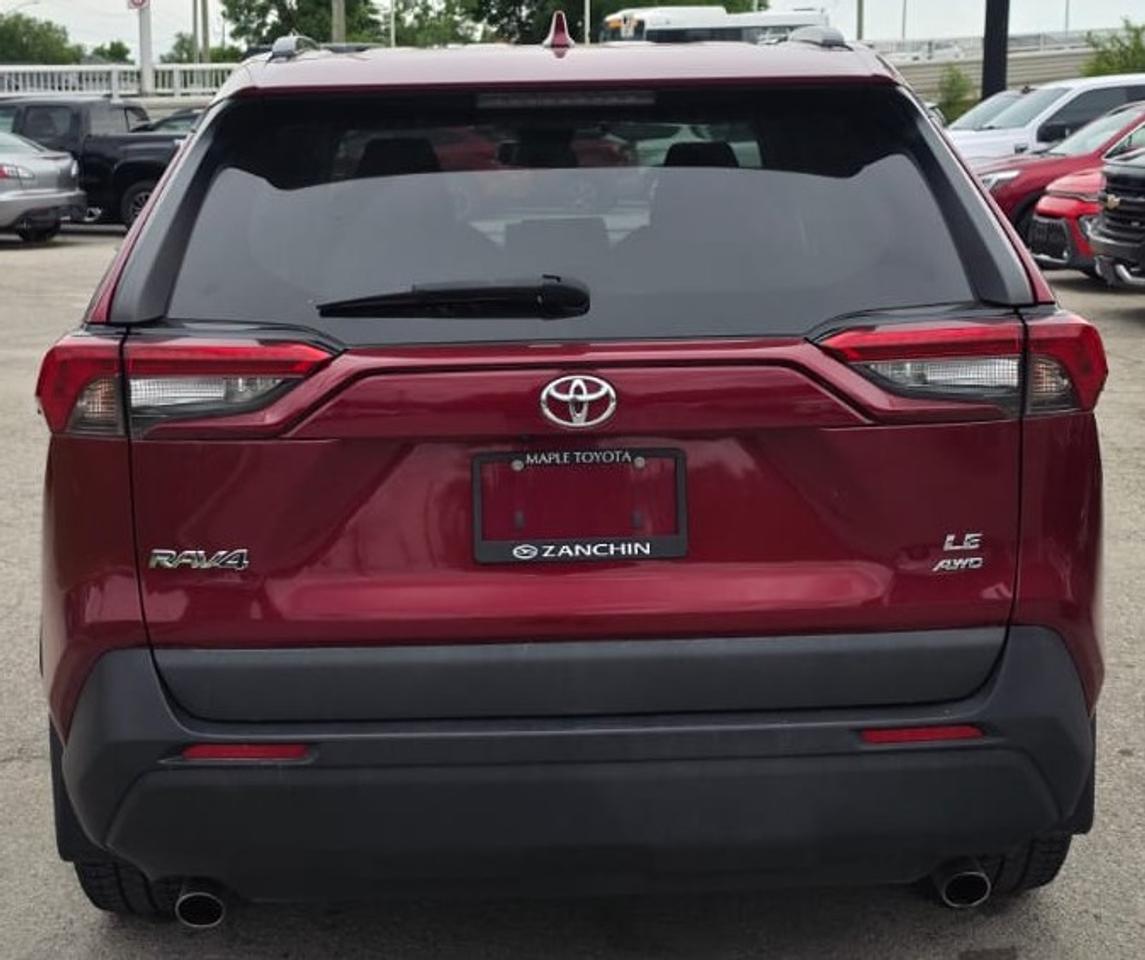 2020 Toyota RAV4 LE / AWD / BLINDSPOT / HTD SEATS / BLUETOOTH Photo2