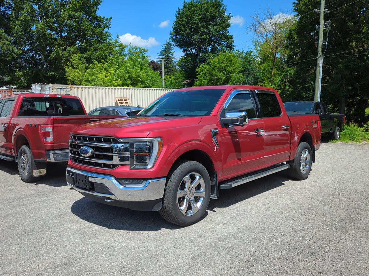 2022 Ford F-150 Lariat 4WD SuperCrew 5.5' Box Photo0