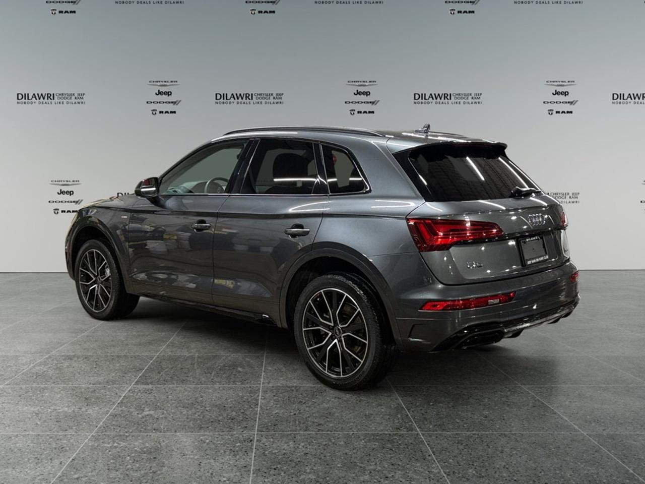 2023 Audi Q5 Progressiv 45 TFSI quattro Photo