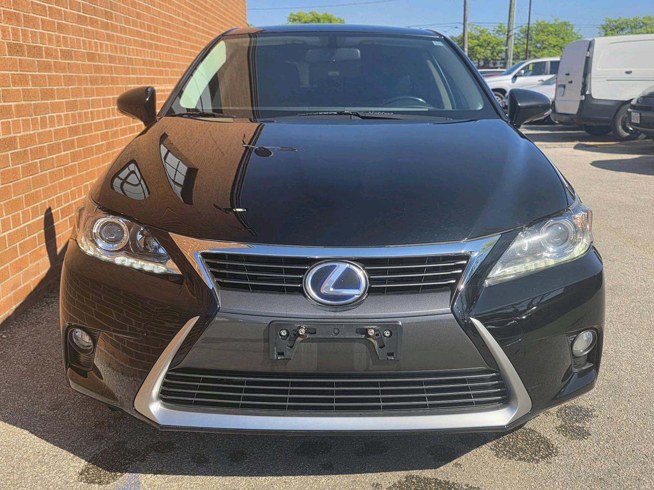 2015 Lexus CT 200h FWD 4dr Hybrid Photo