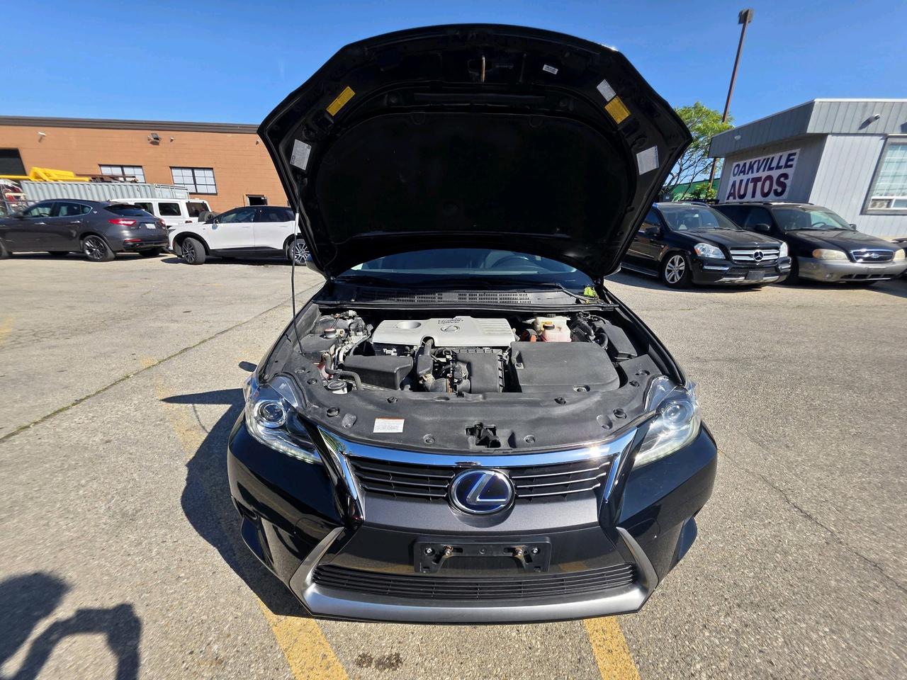 2015 Lexus CT 200h FWD 4dr Hybrid Photo