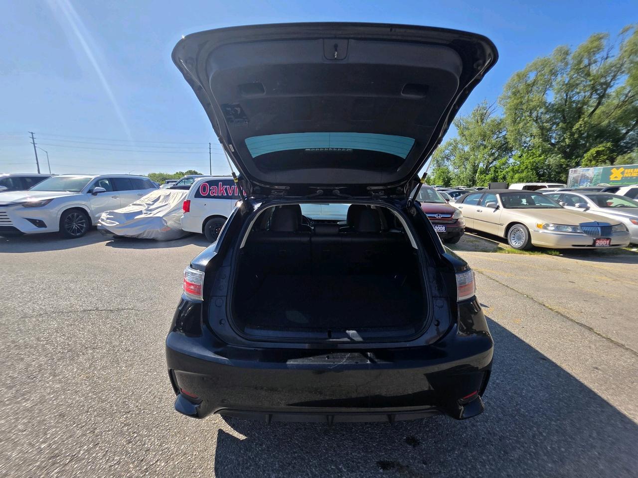 2015 Lexus CT 200h FWD 4dr Hybrid Photo