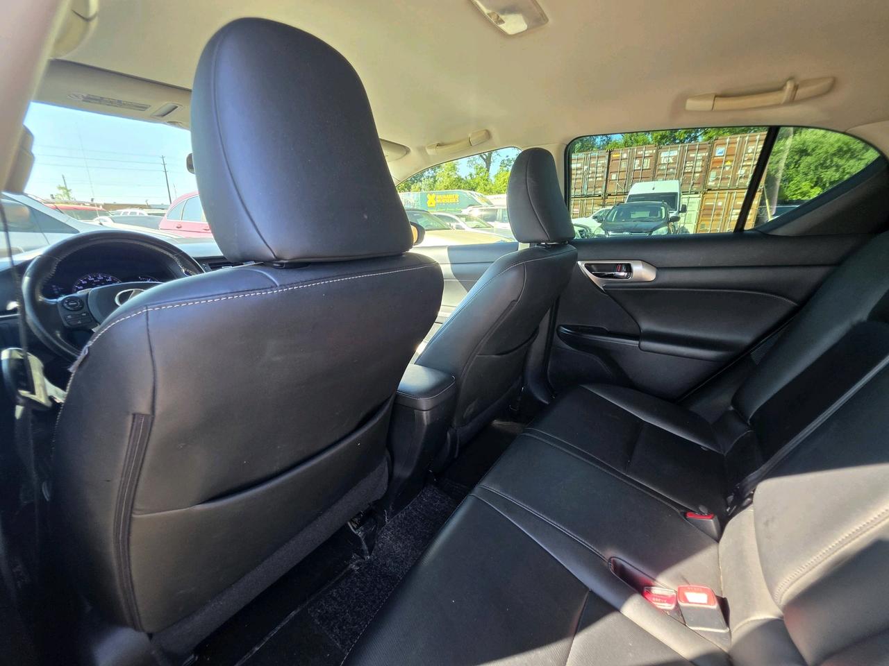 2015 Lexus CT 200h FWD 4dr Hybrid Photo