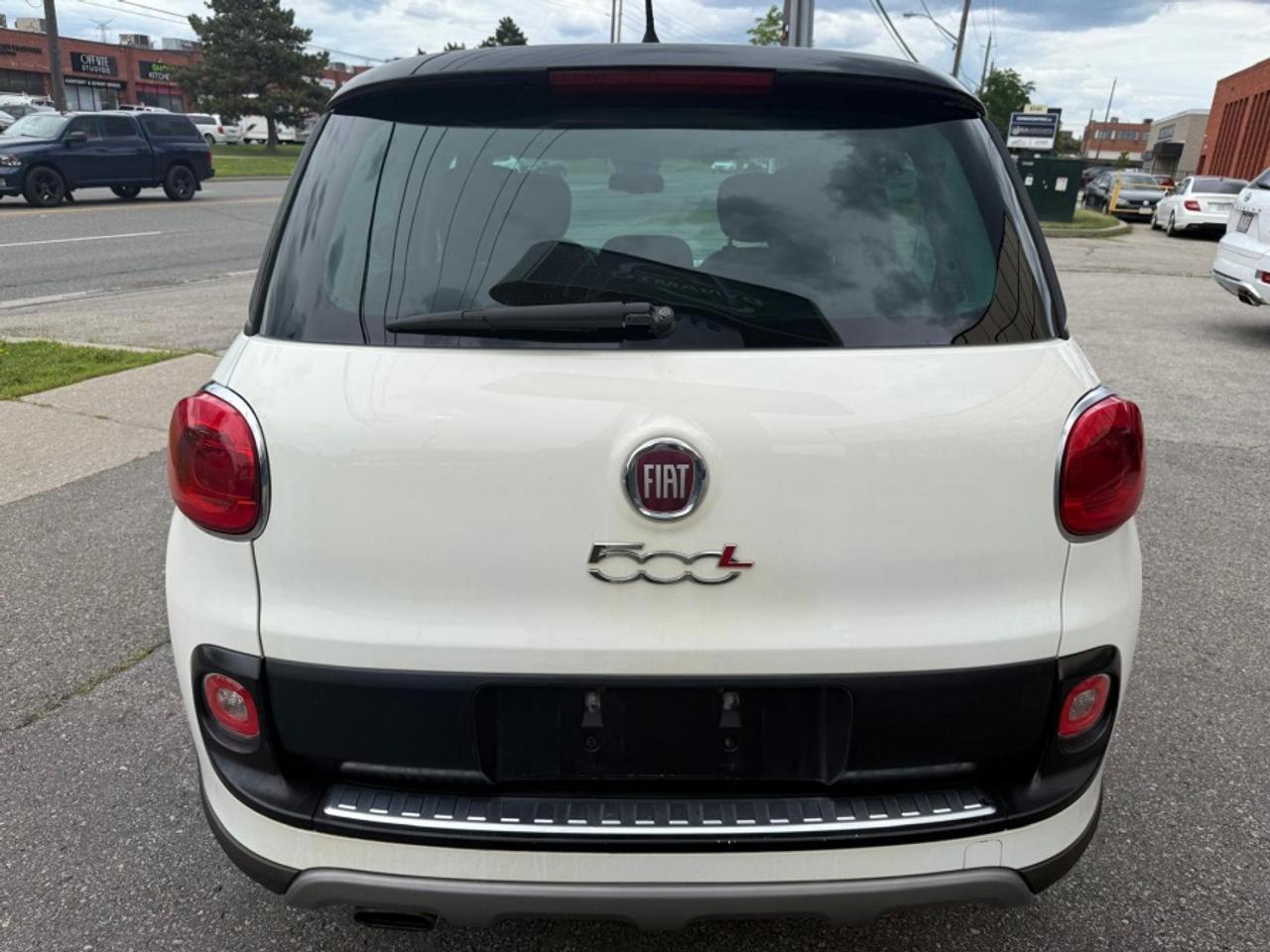 2014 Fiat 500 L TREKKING /LOW MILEAGE /NAVI /CLEAN CARFAX Photo