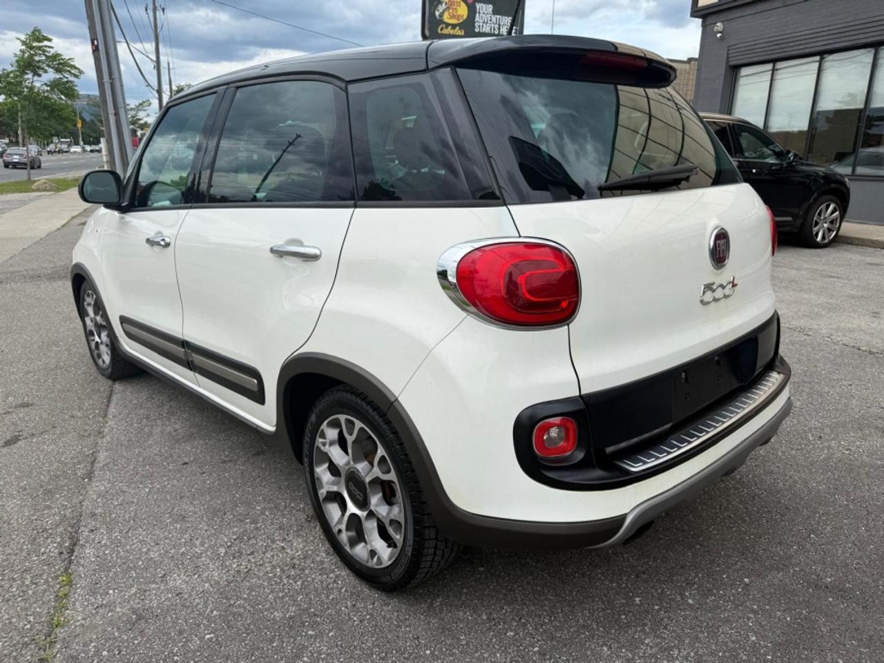 2014 Fiat 500 L TREKKING /LOW MILEAGE /NAVI /CLEAN CARFAX Photo