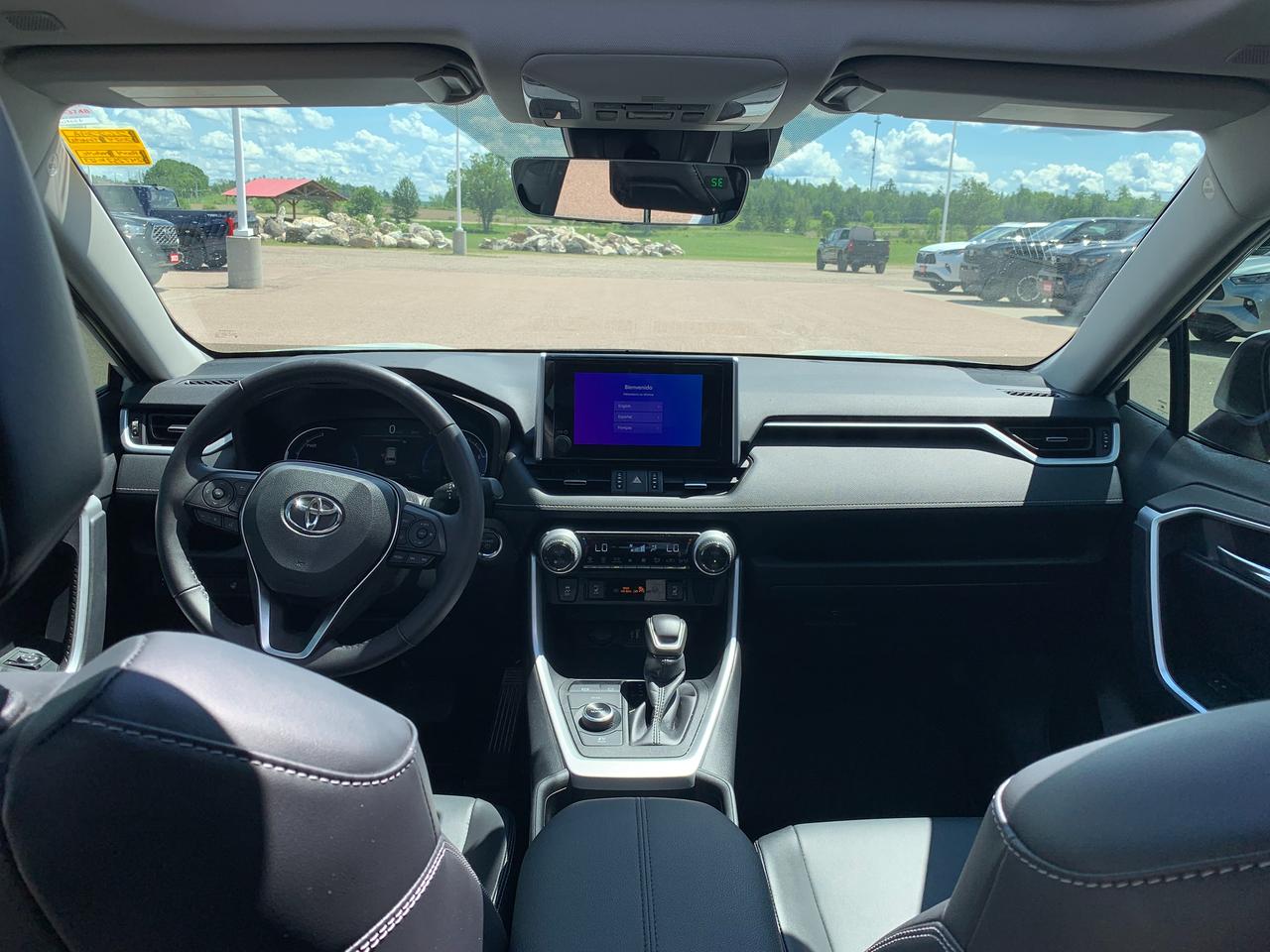 2024 Toyota RAV4 Hybrid XLE Premium Photo