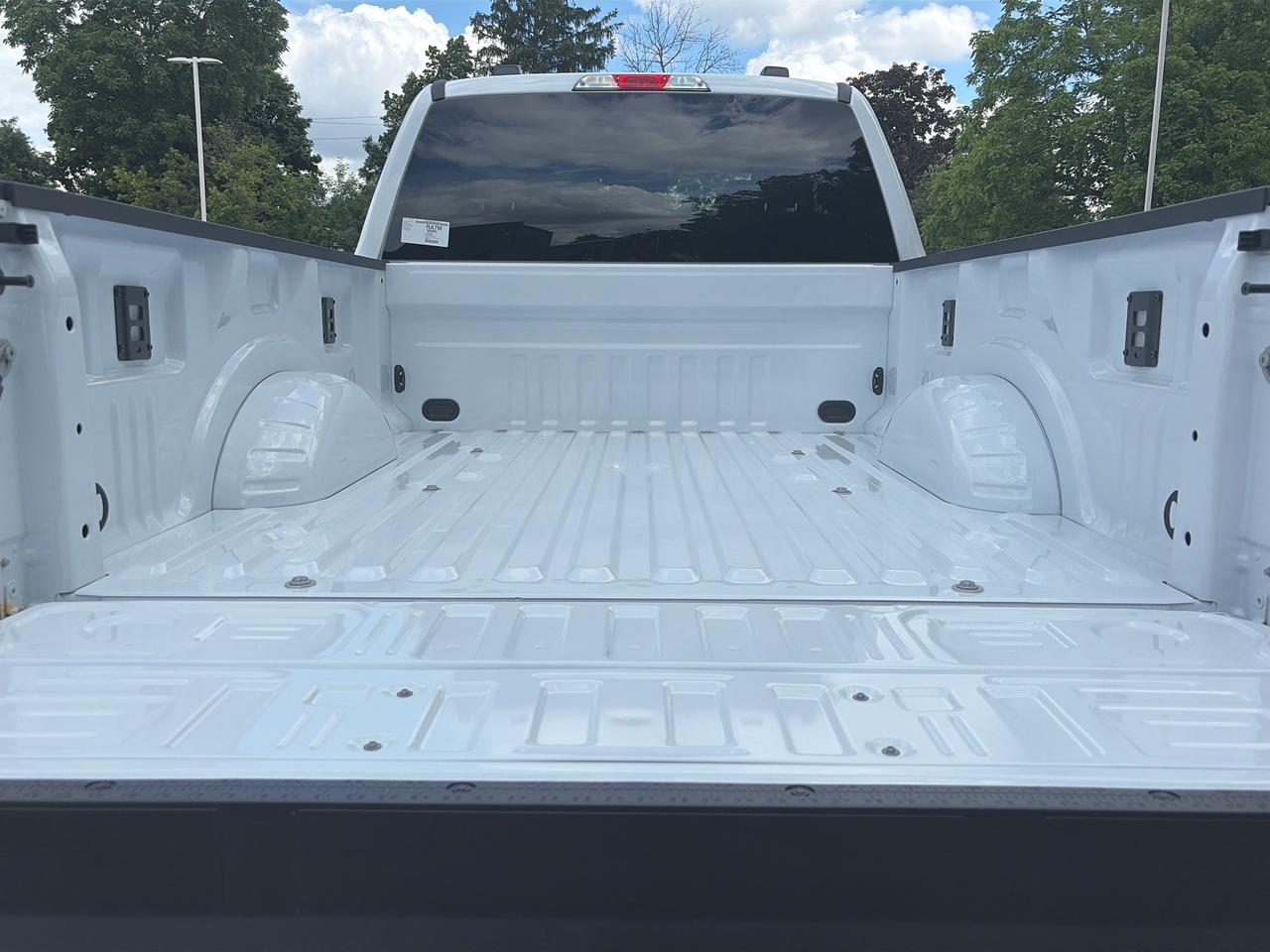 2026 Ford F-350 Super Duty SRW XLT 4WD Super Cab 6.75' Box 613A Photo