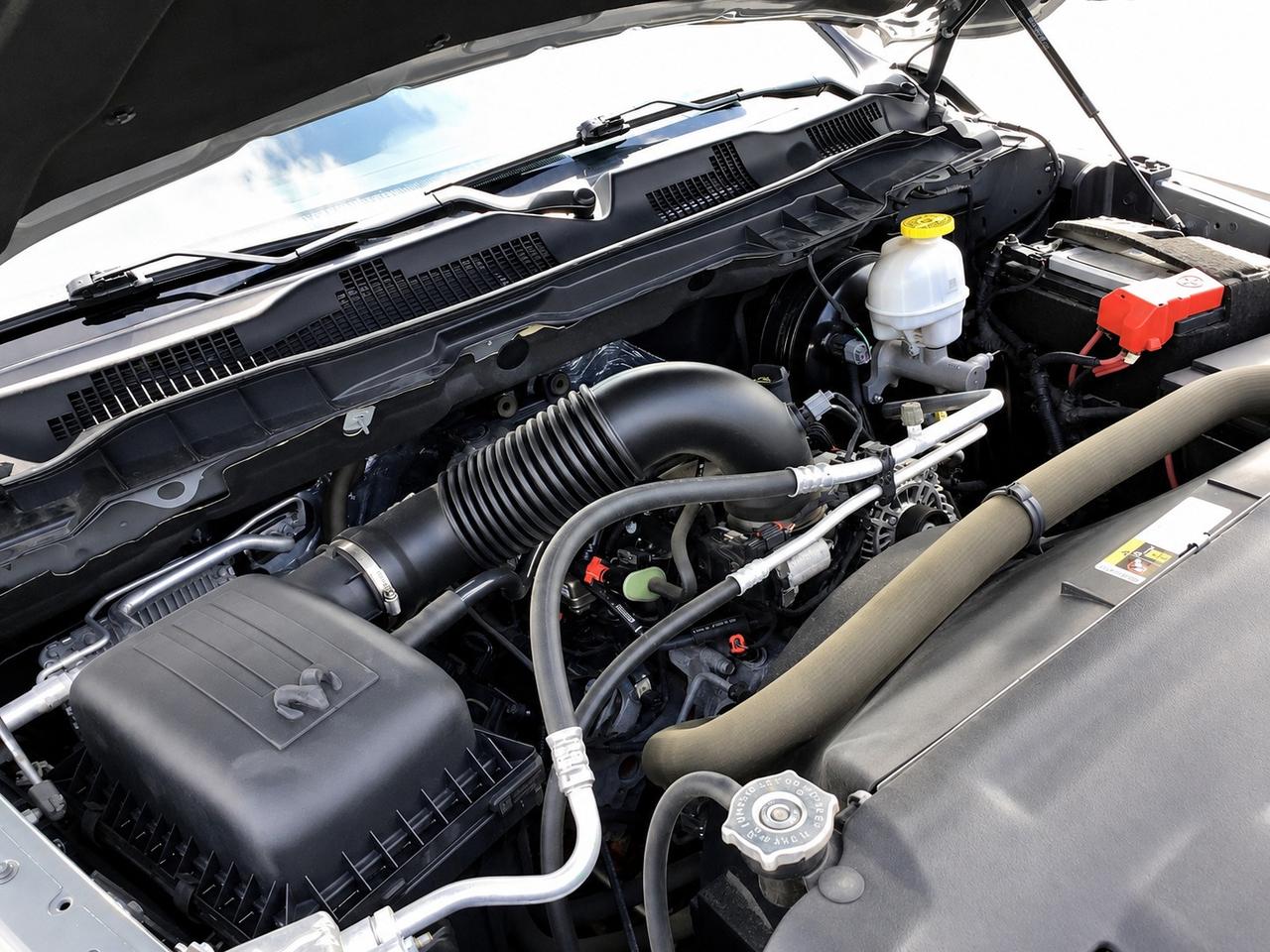 2022 RAM 1500 Classic Warlock Crew V8 | Ceramic Grey | Max Tow | 4X4 Photo