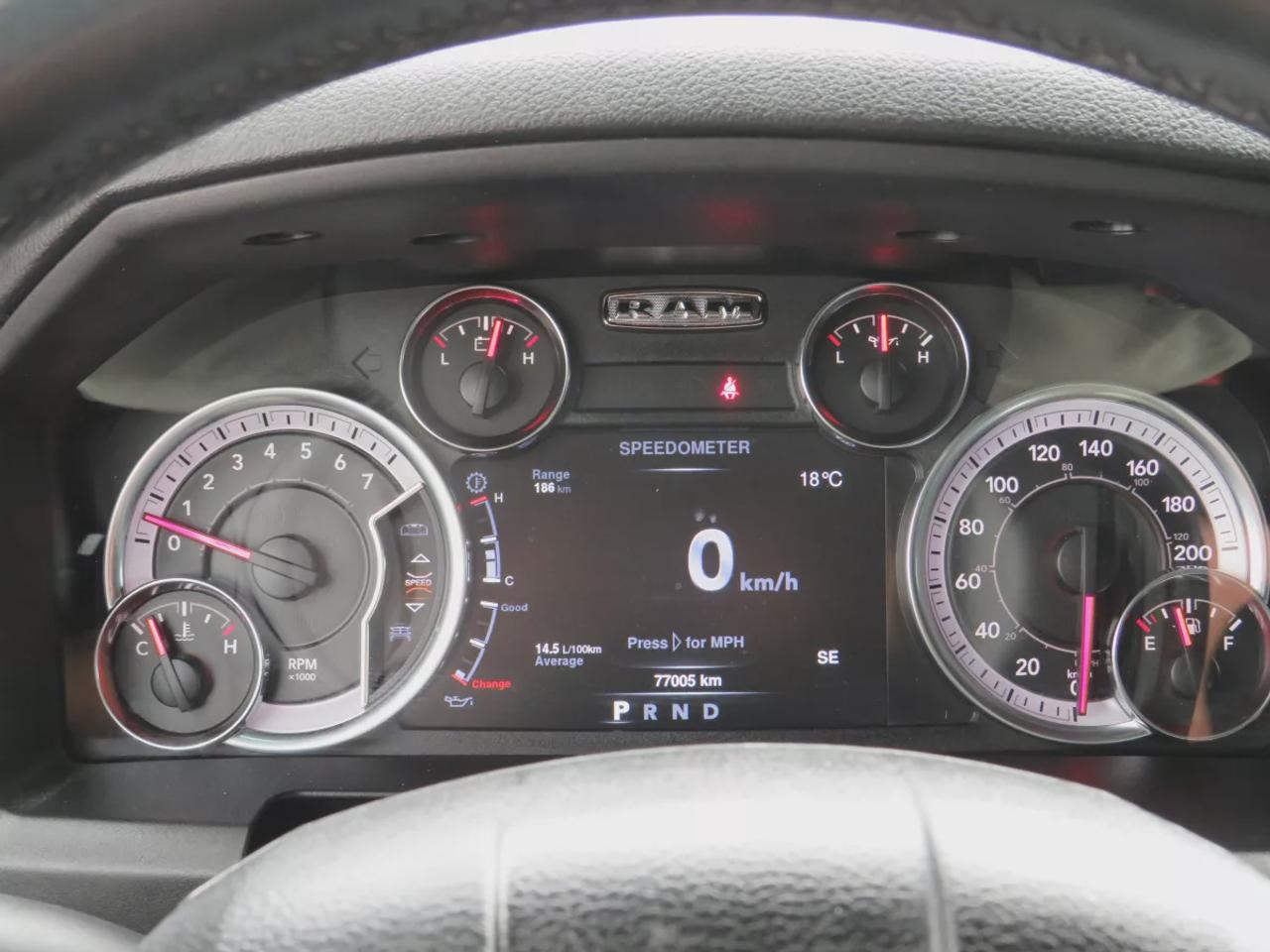 2022 RAM 1500 Classic EXPRESS Photo
