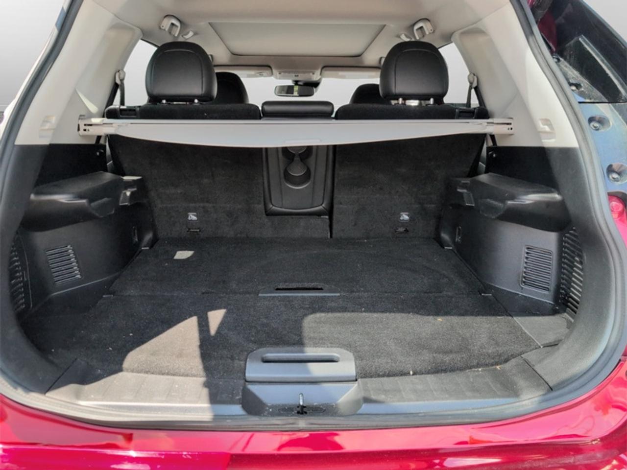 2019 Nissan Rogue SL  **CLEAN CARFAX - LOW KMS** Photo
