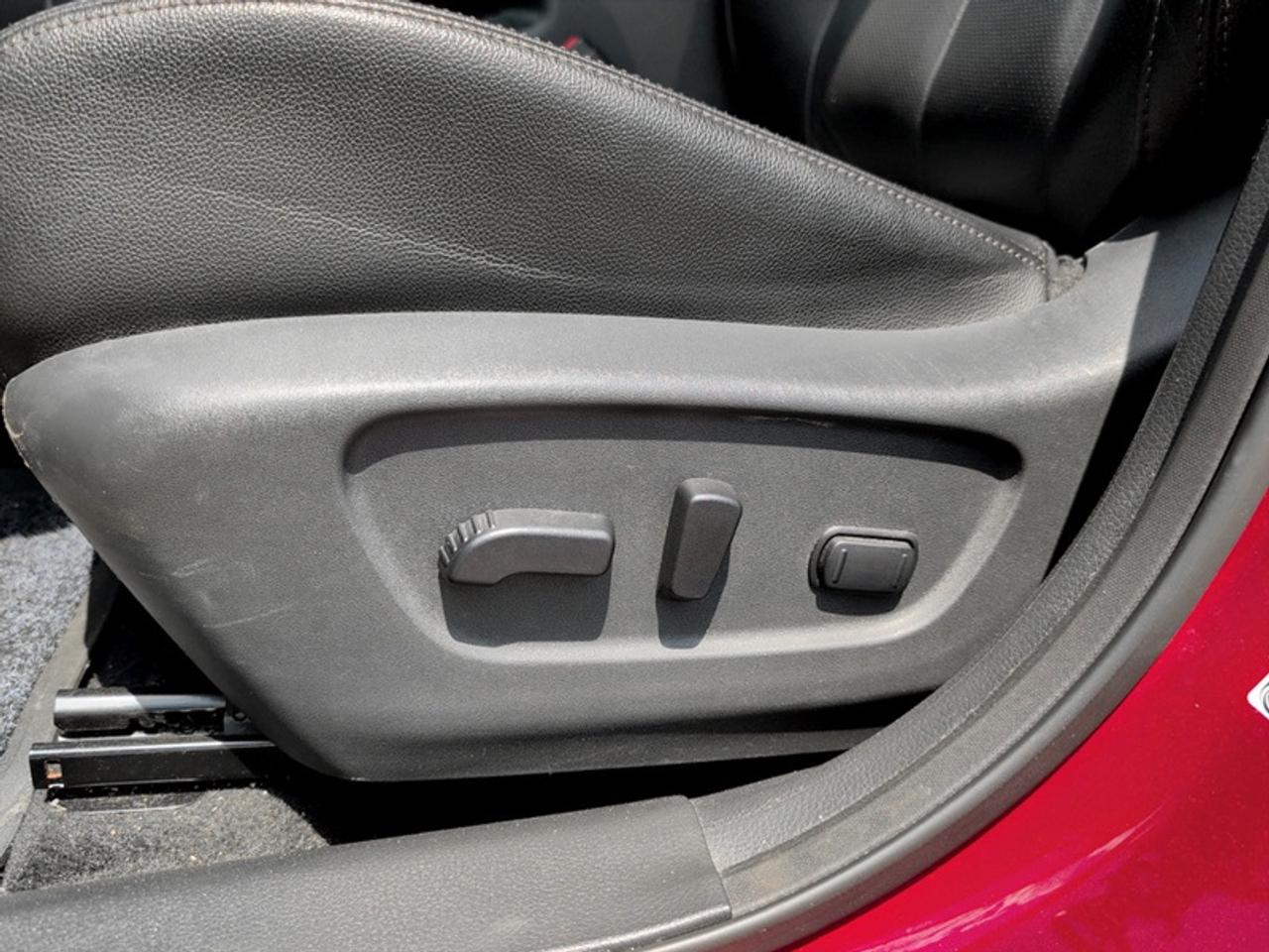 2019 Nissan Rogue SL  **CLEAN CARFAX - LOW KMS** Photo