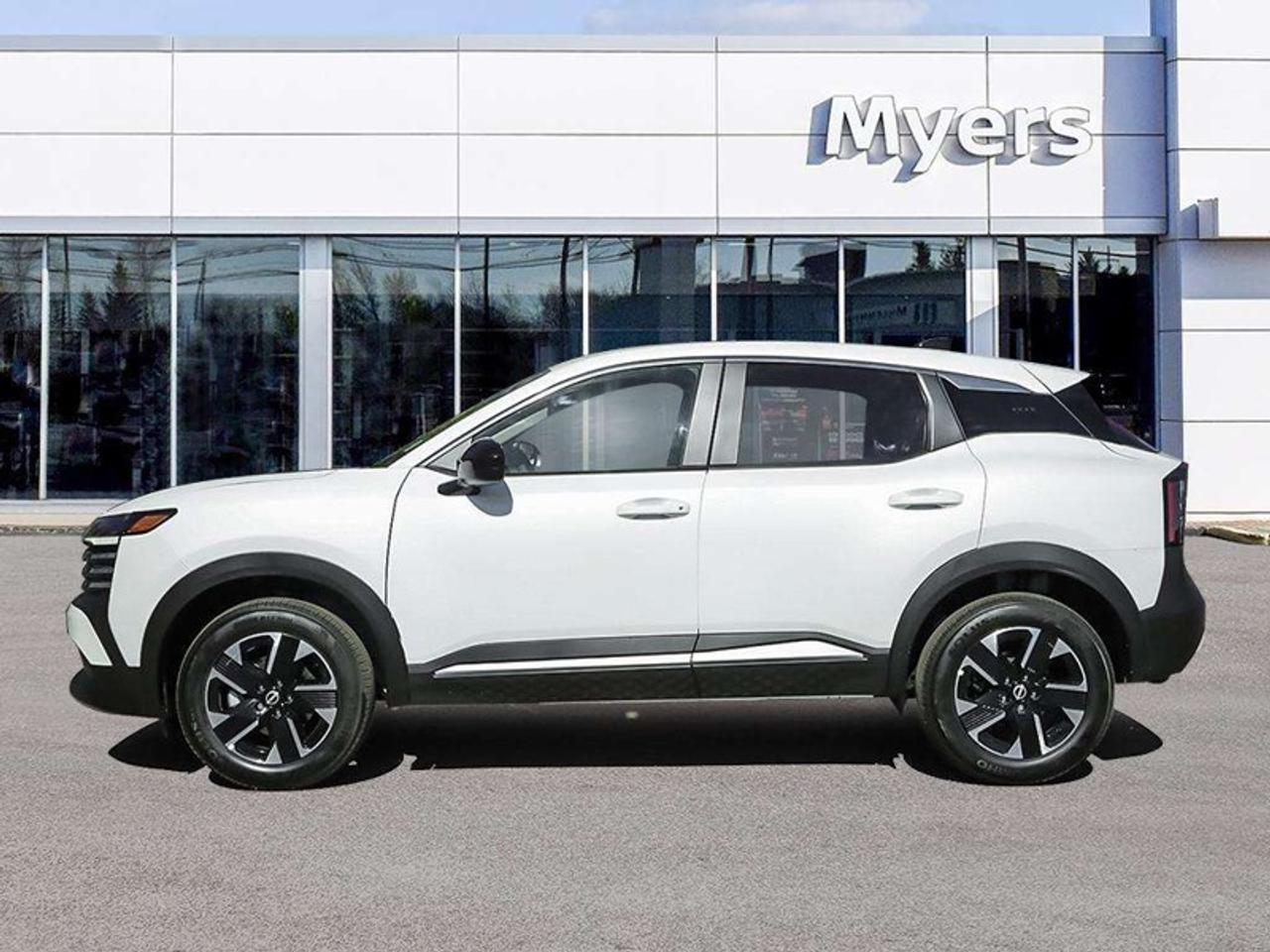 2026 Nissan Kicks SV AWD  - Premium Package Photo