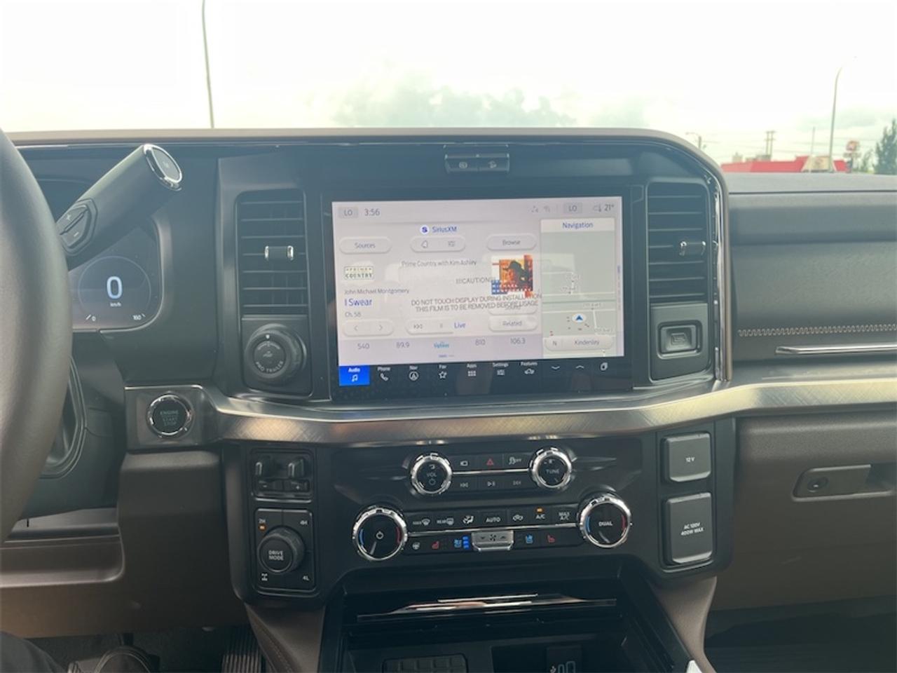 2026 Ford F-350 Super Duty King Ranch Photo5