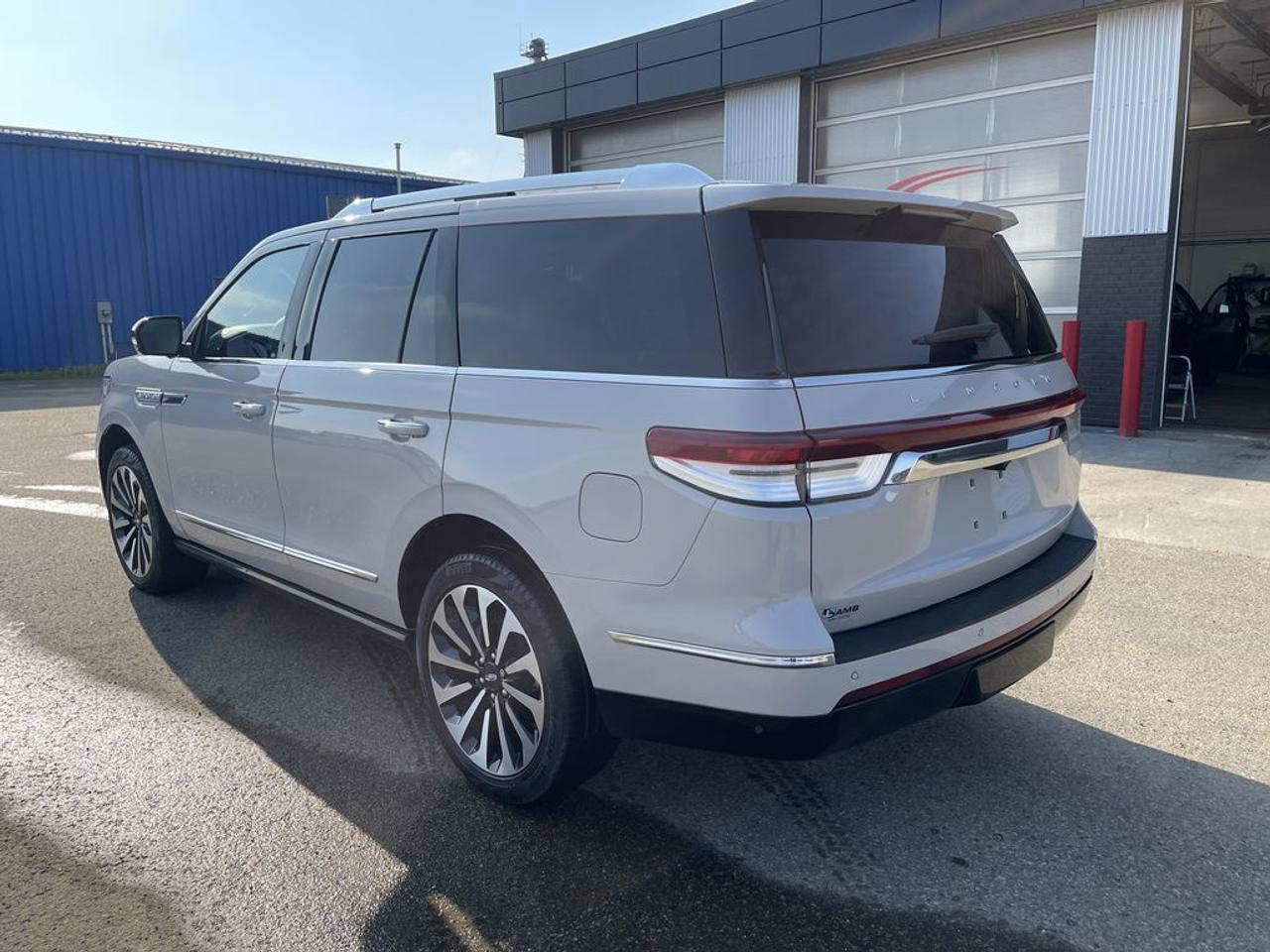 2022 Lincoln Navigator