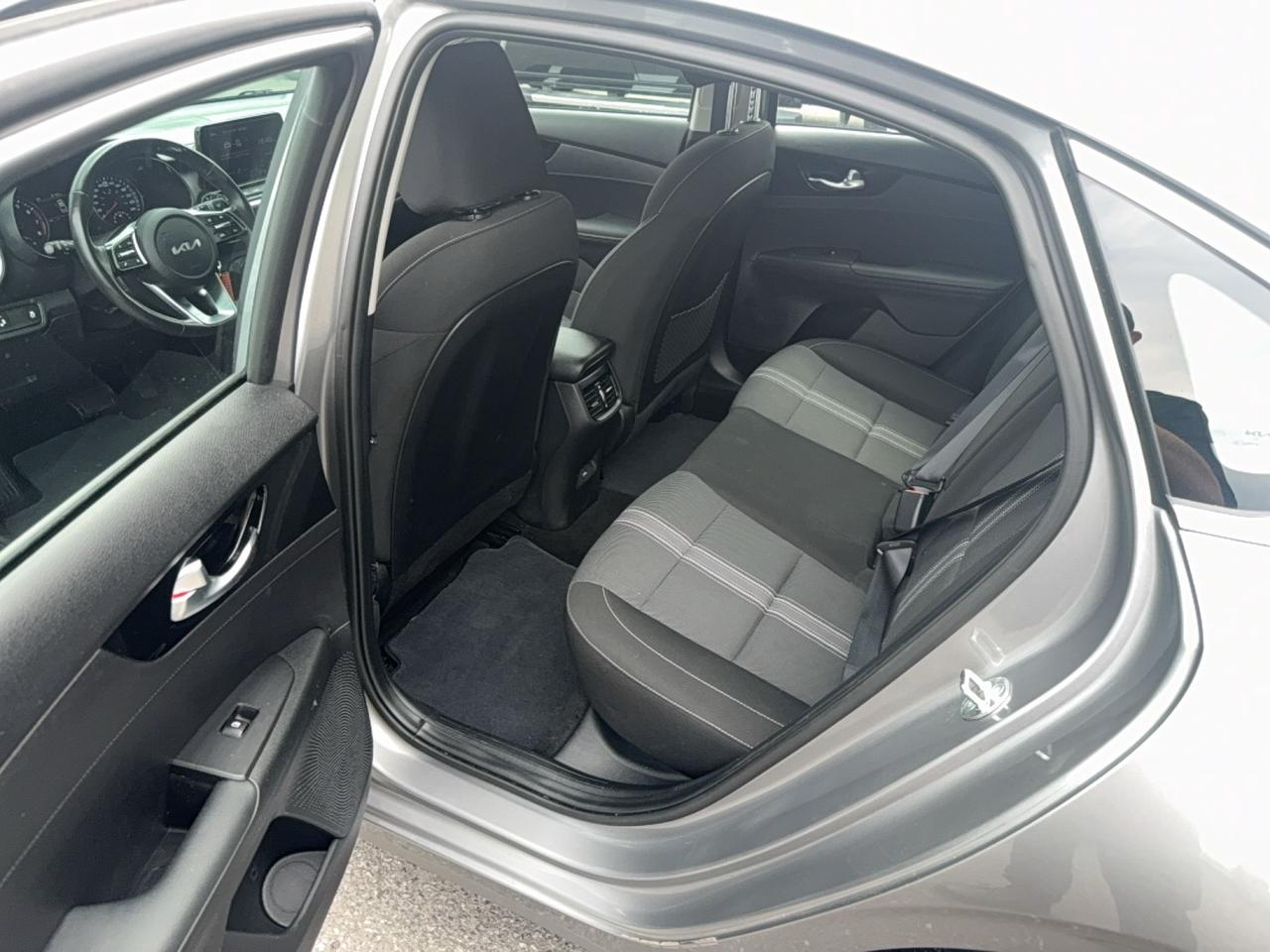 2023 Kia Forte EX