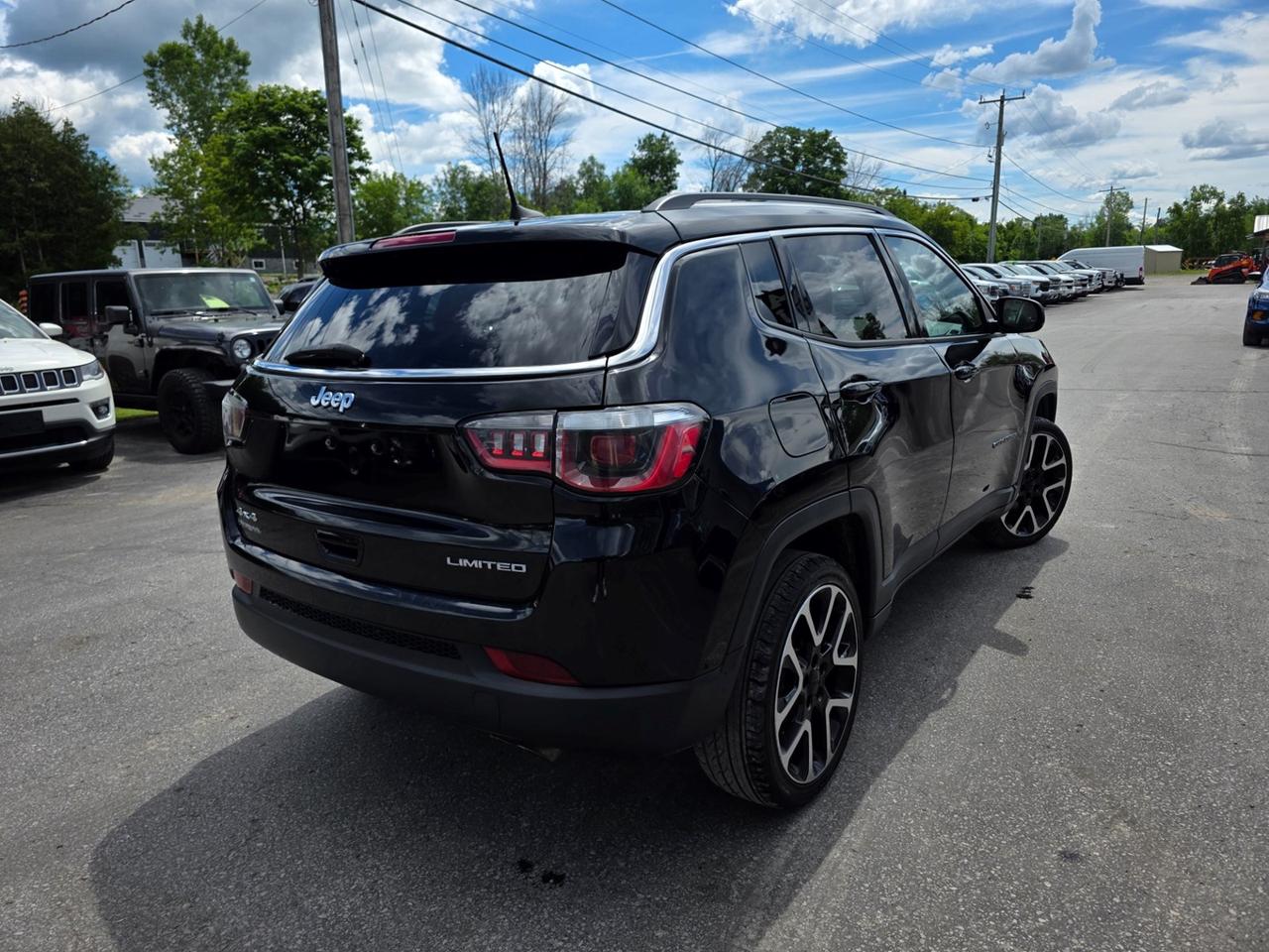 2019 Jeep Compass Limited 4WD Photo4