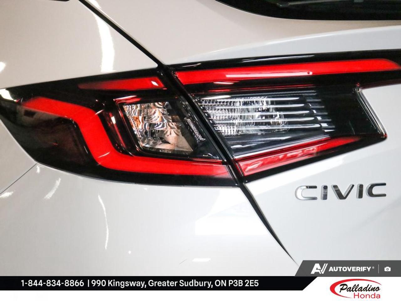 2023 Honda Civic Hatchback Sport Touring Photo