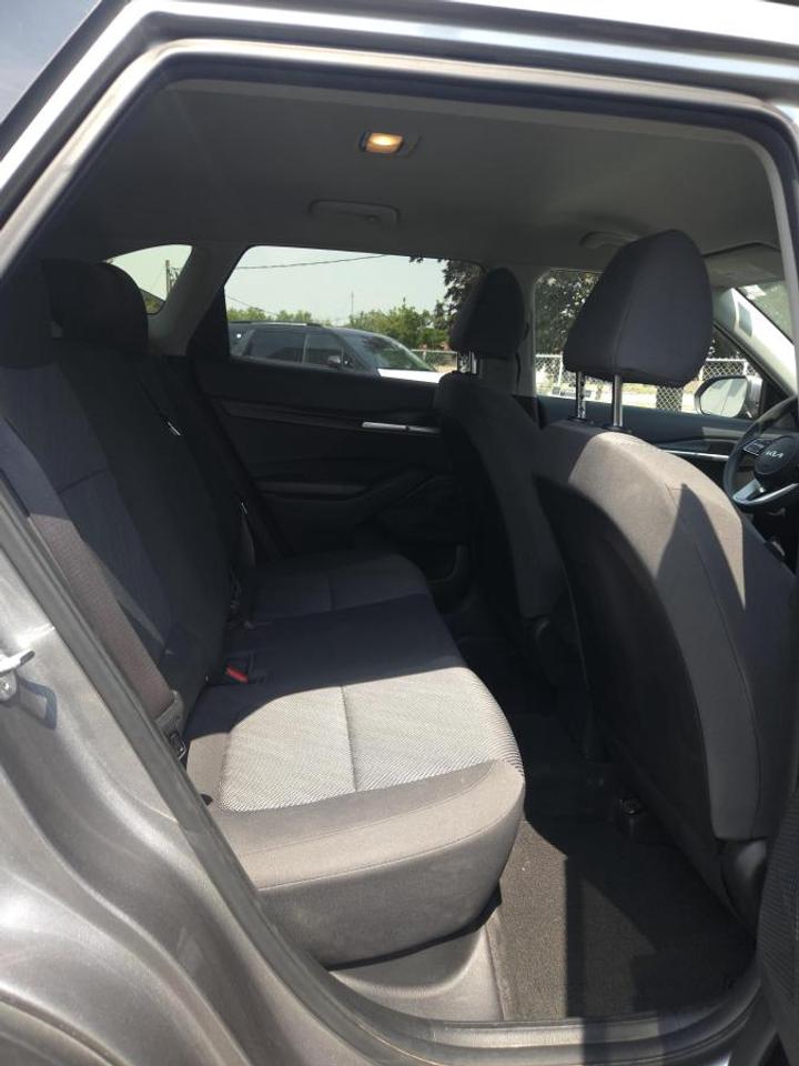 2023 Kia Seltos LX AWD Photo
