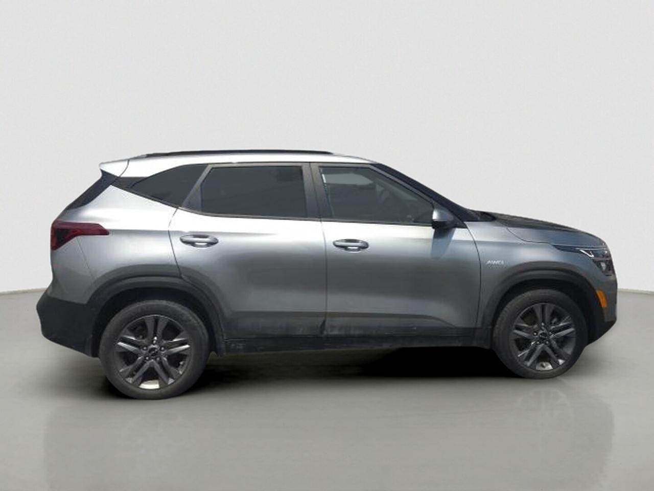 2023 Kia Seltos LX AWD Photo